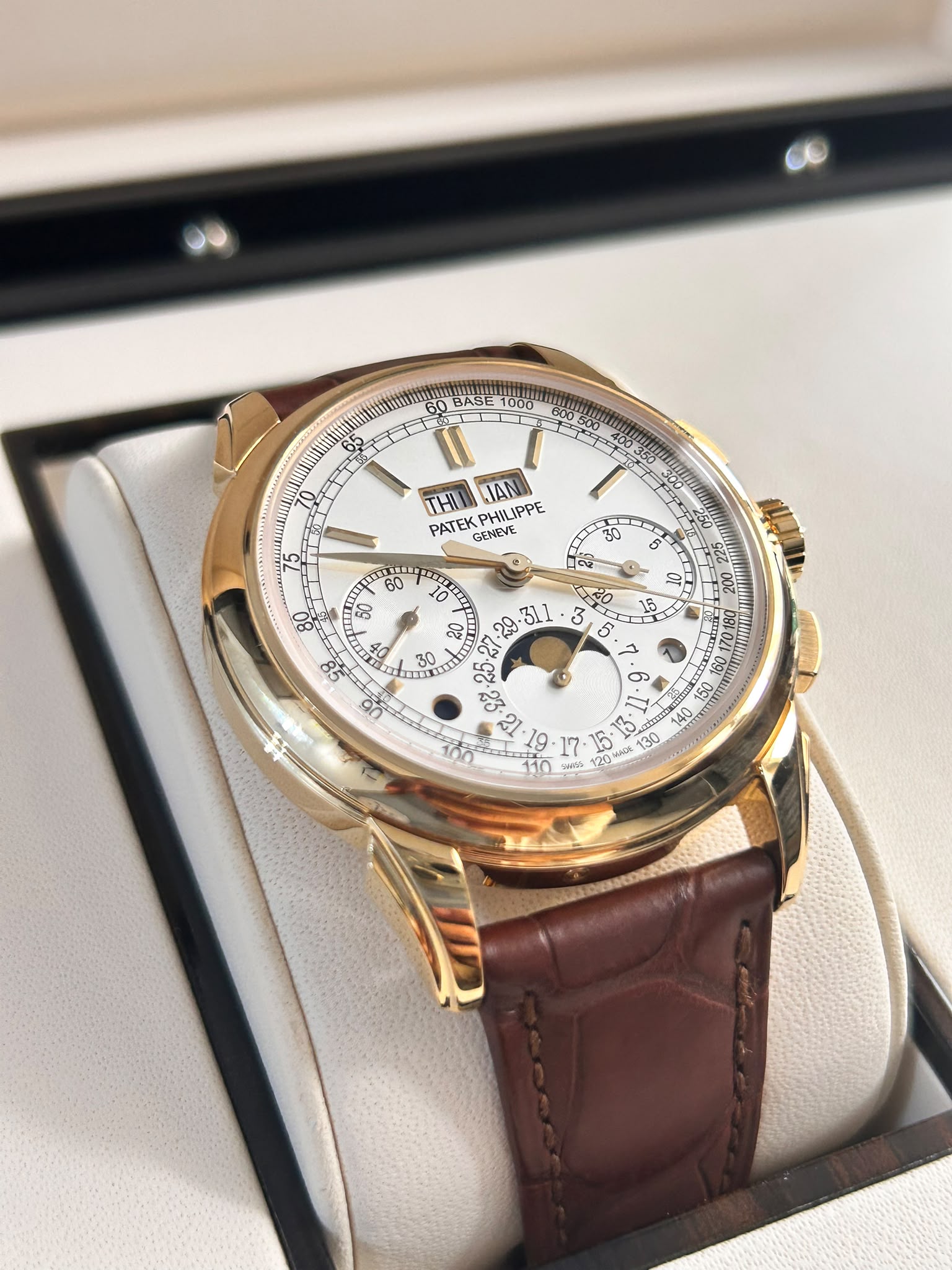 Patek Philippe Grand Complications Perpetual Calendar 5270J-001 2025
