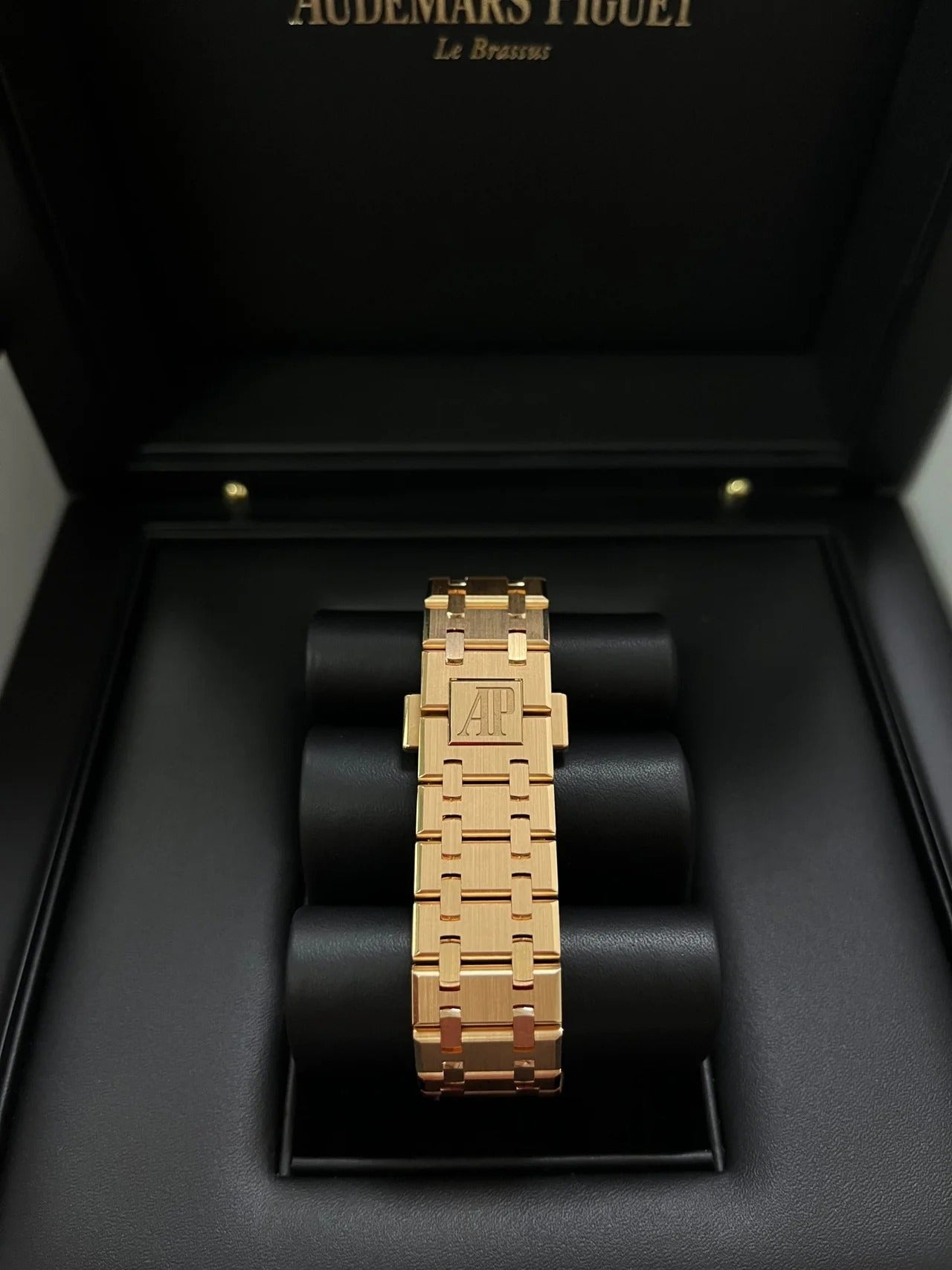 Audemars Piguet Royal Oak 26715OR.OO.1356OR.01 2025
