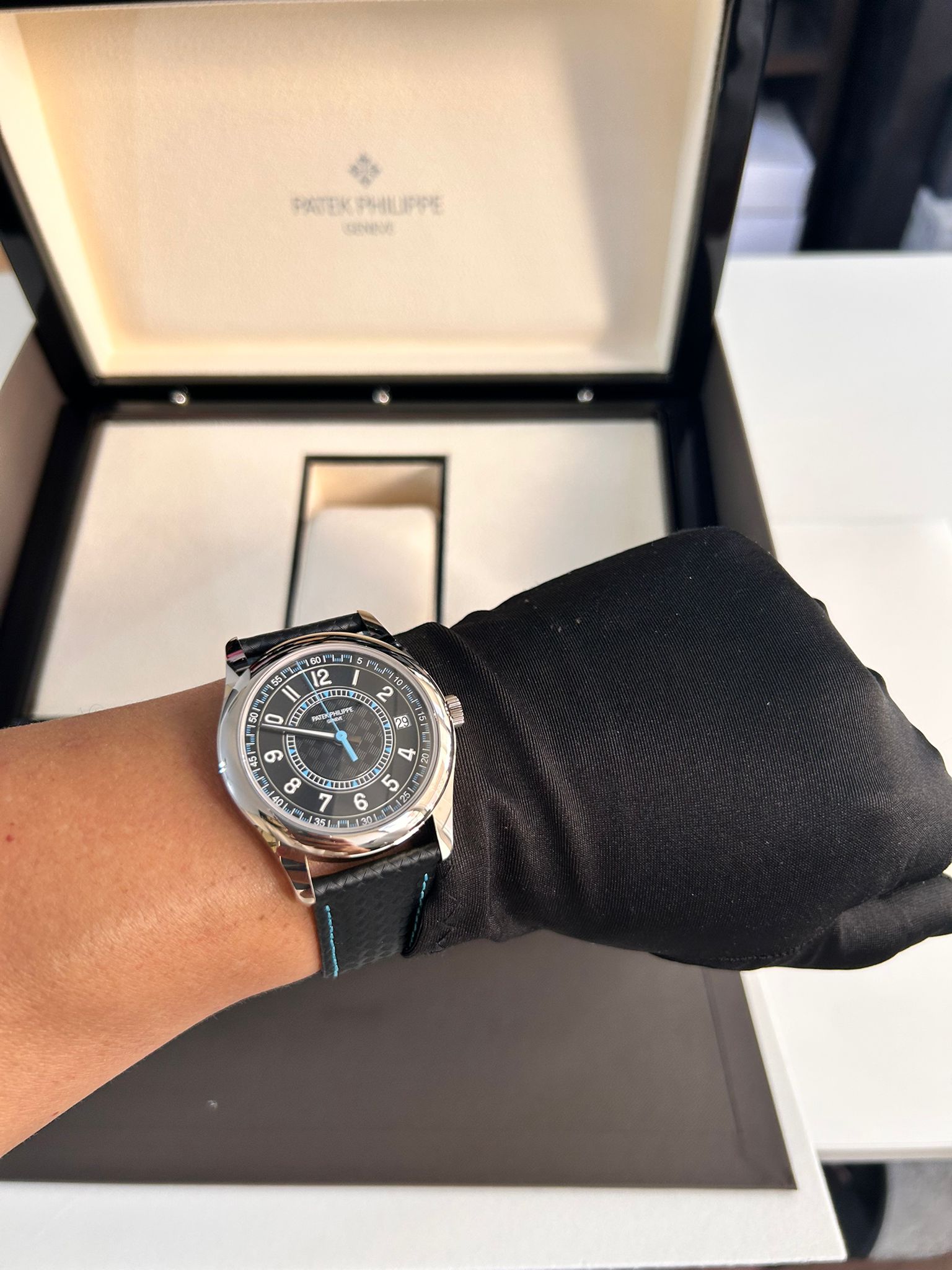 Patek Philippe Calatrava 6007G-011