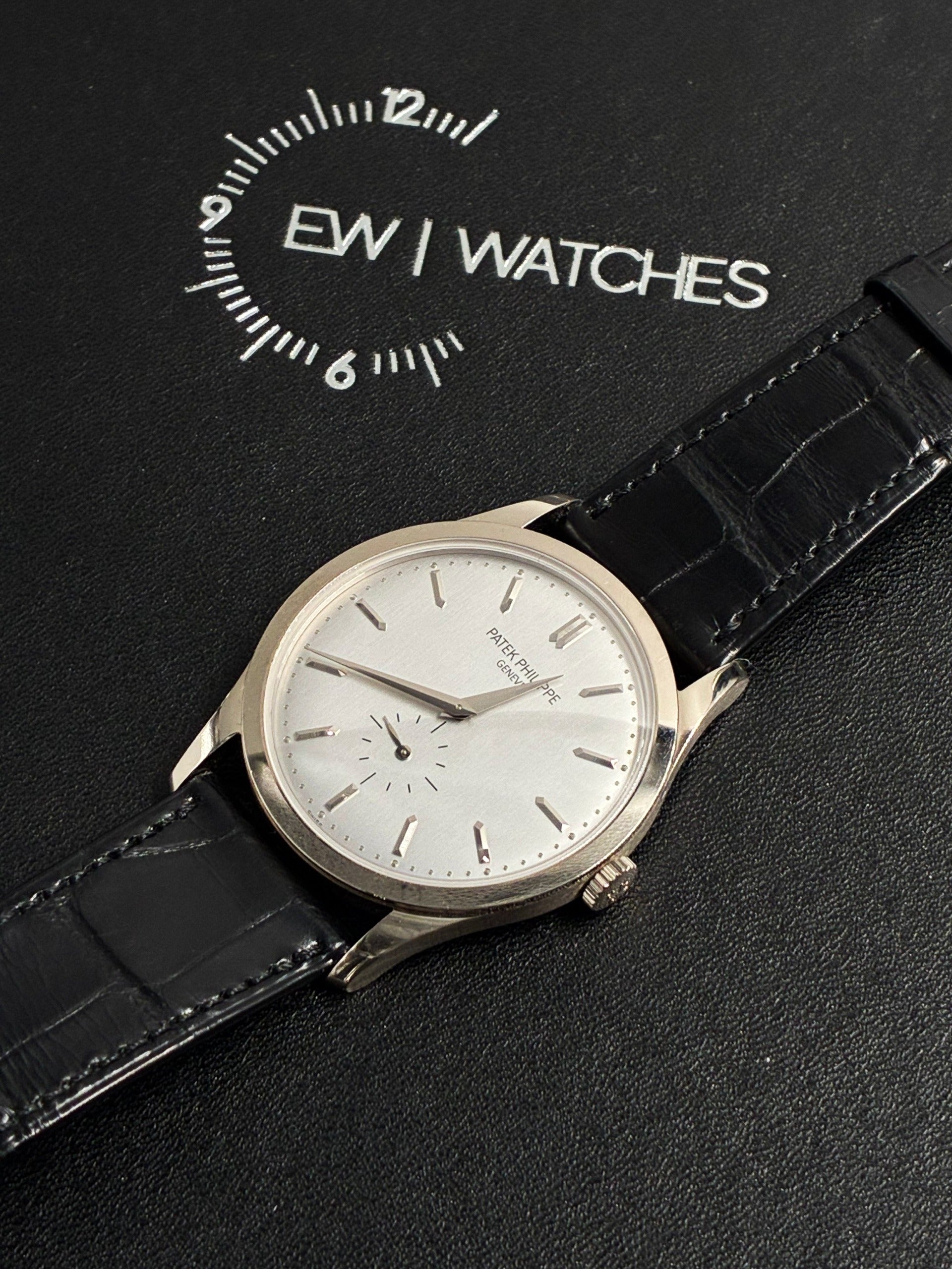 Patek Philippe 5196G-001 Calatrava