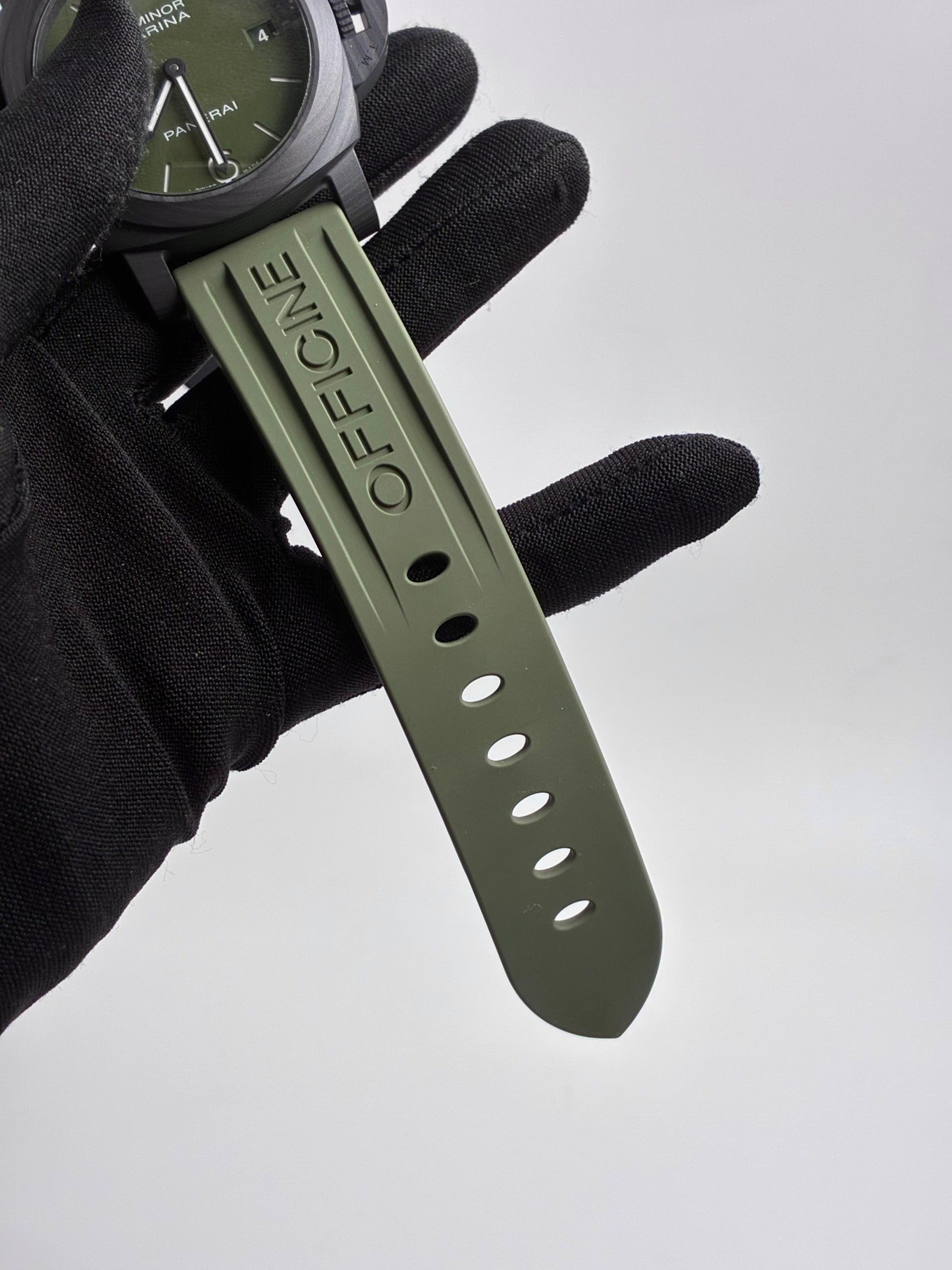 Panerai Luminor Quaranta Carbotech PAM01526