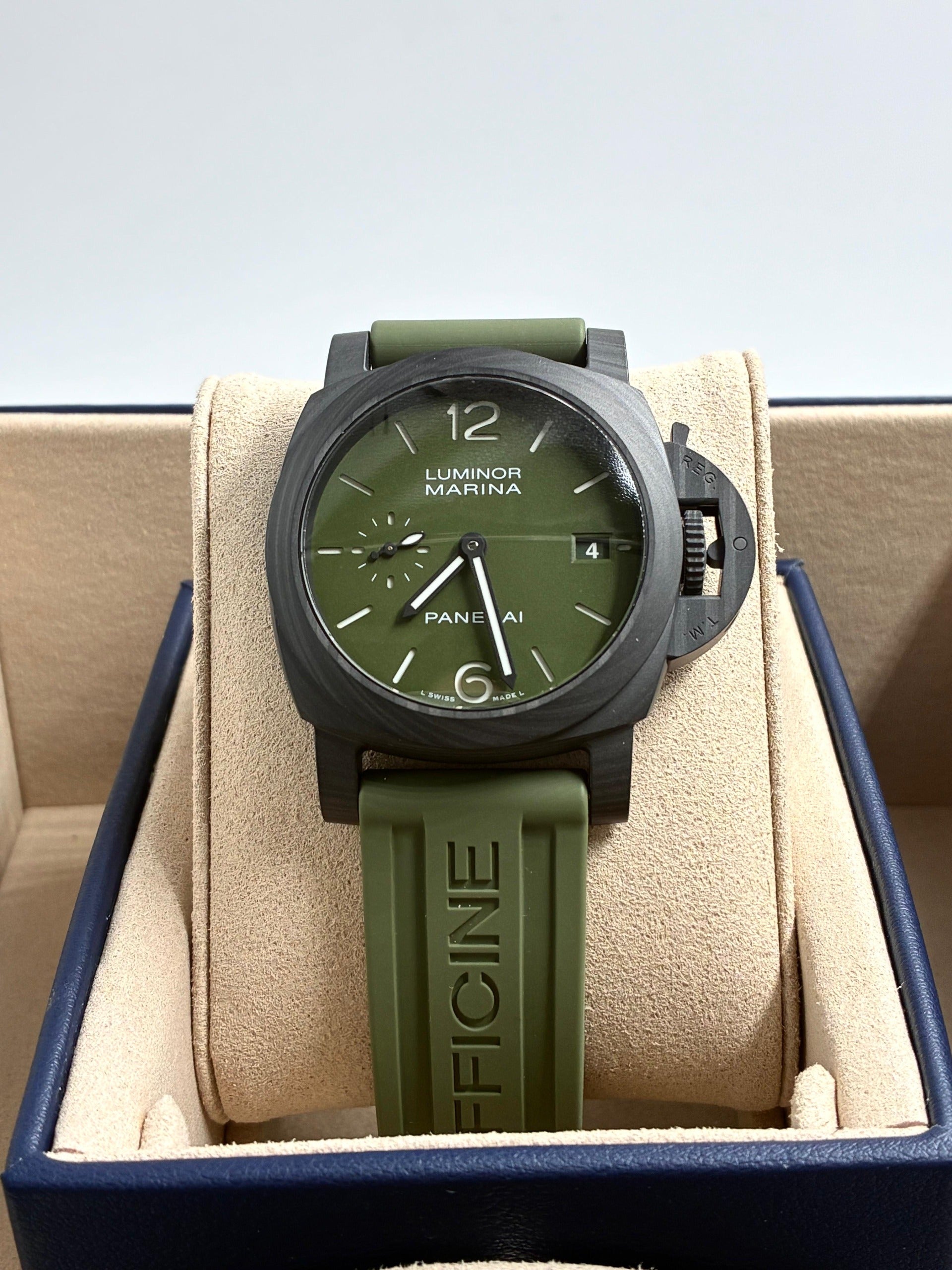 Panerai Luminor Quaranta Carbotech PAM01526