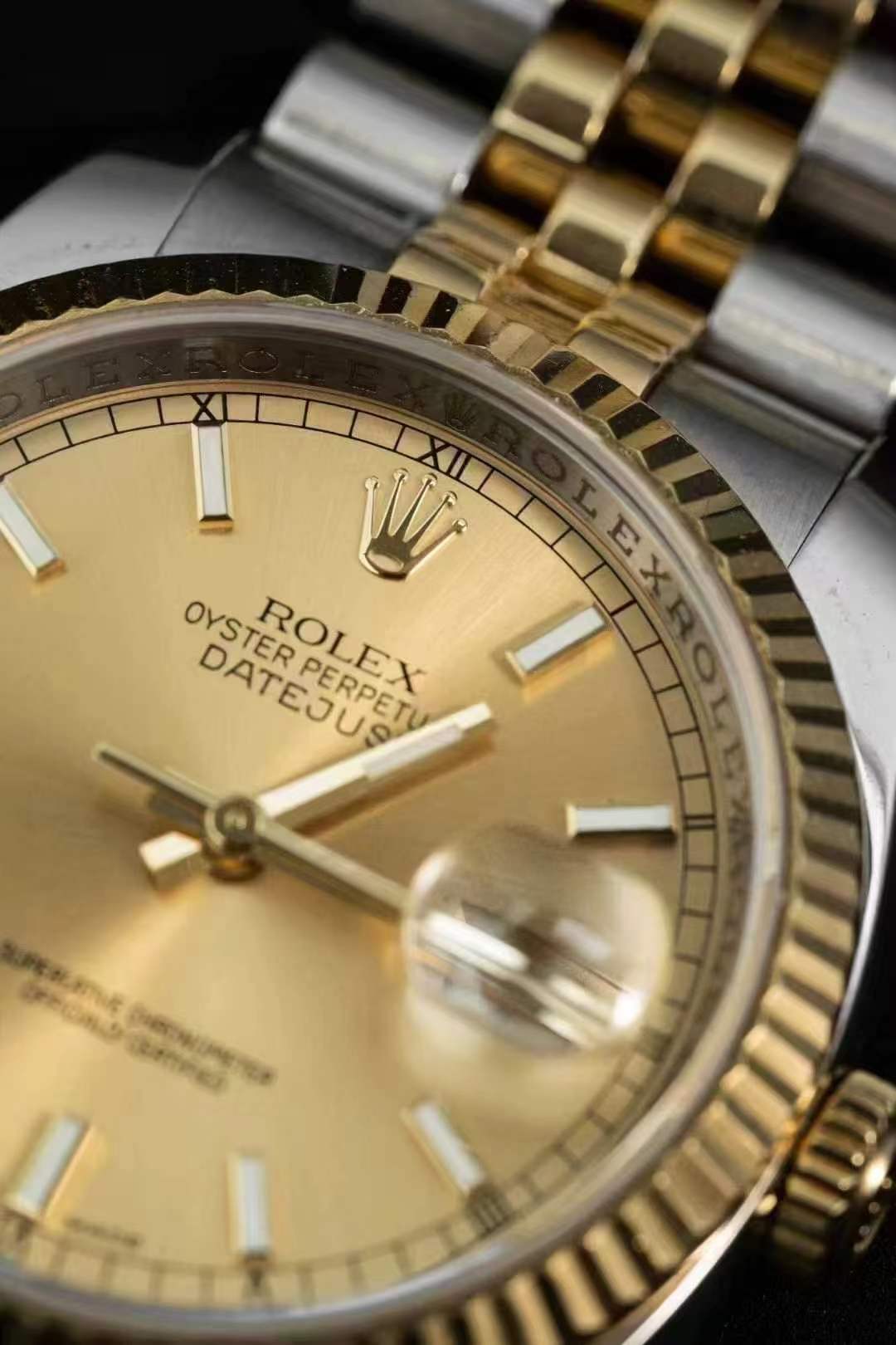 Rolex Datejust 36 116233 Gold Full Set