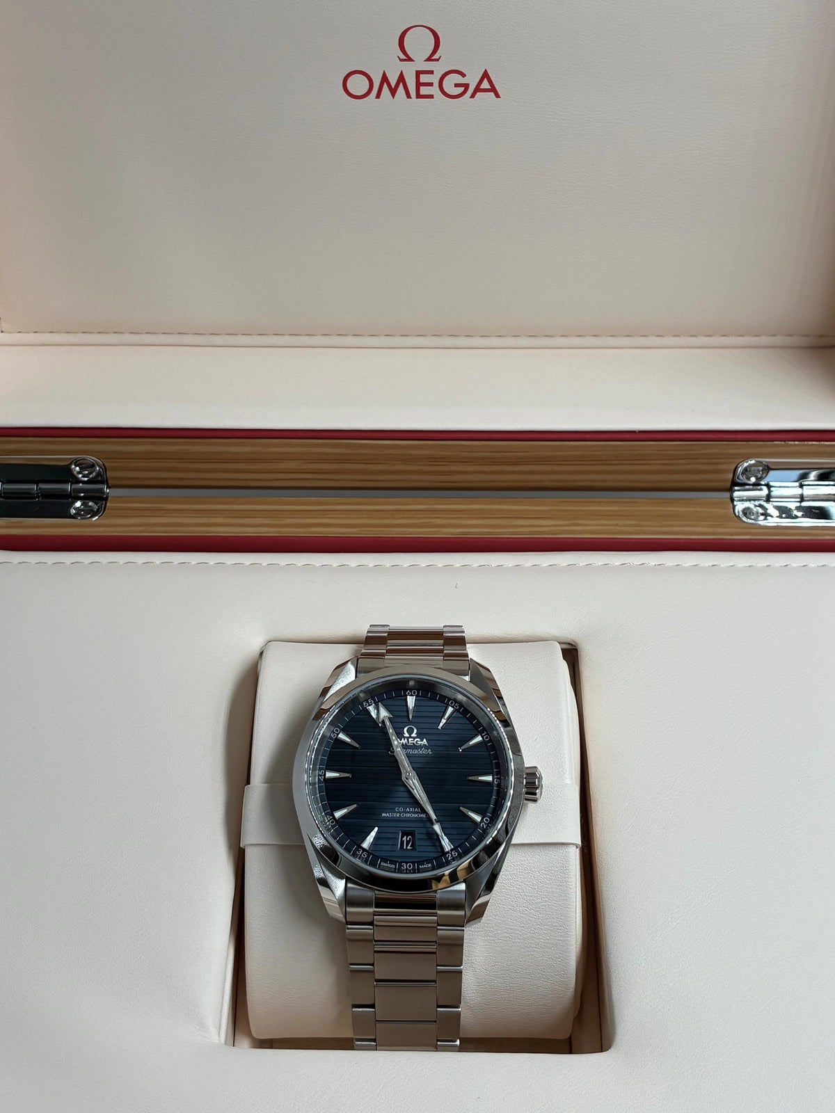 Omega Seamaster / Aqua Terra 150M 220.10.38.20.03.001 2026