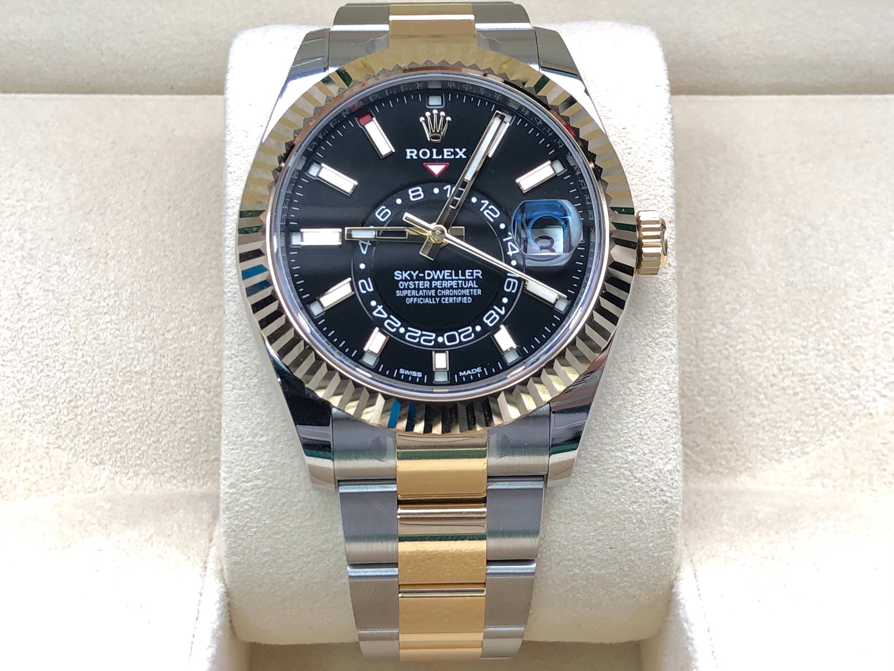 Rolex Sky-Dweller 42mm 326933 Black Oyster 2021