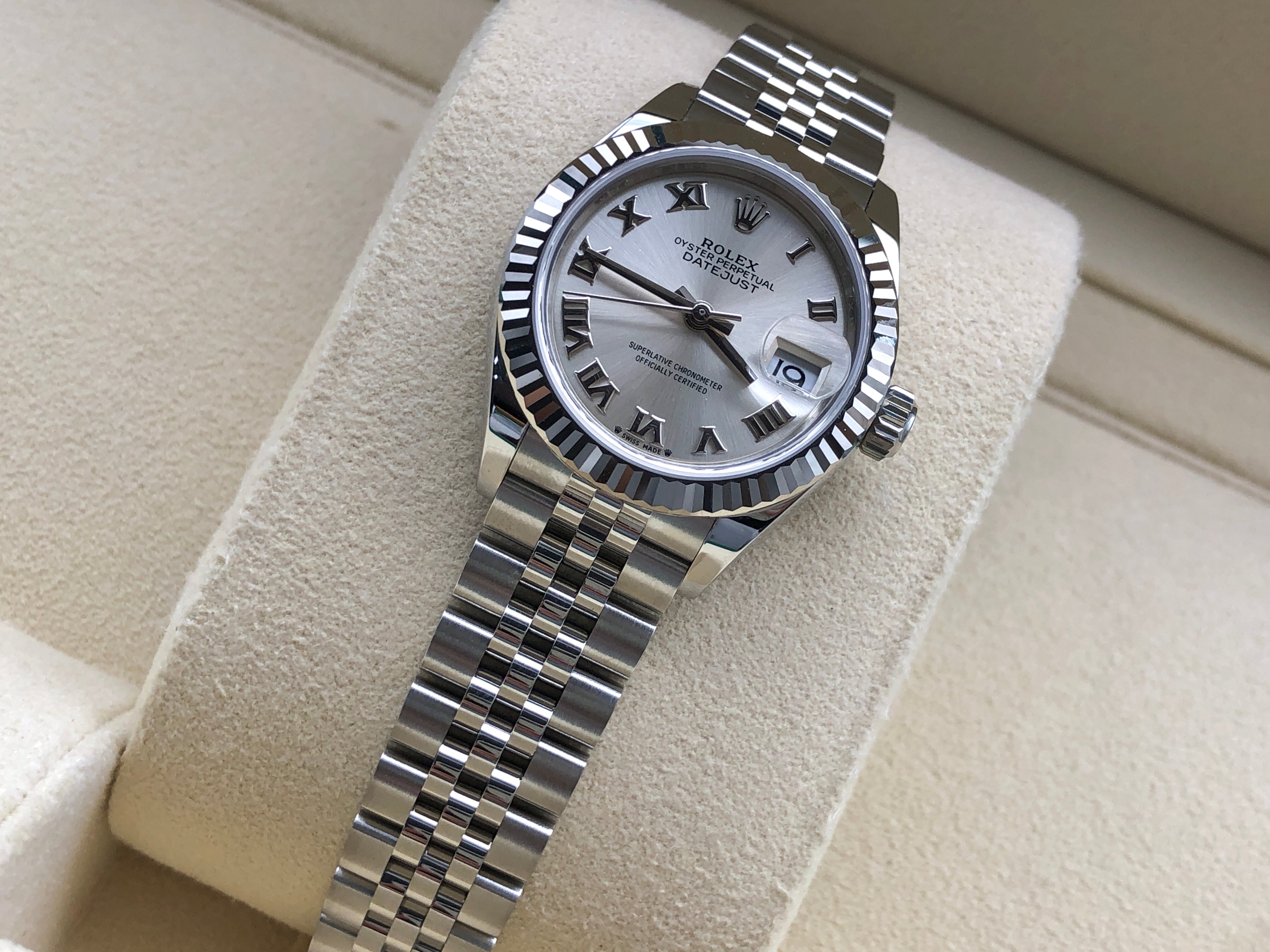 Rolex Lady-Datejust 279174 Silver Roman Jubilee 2025