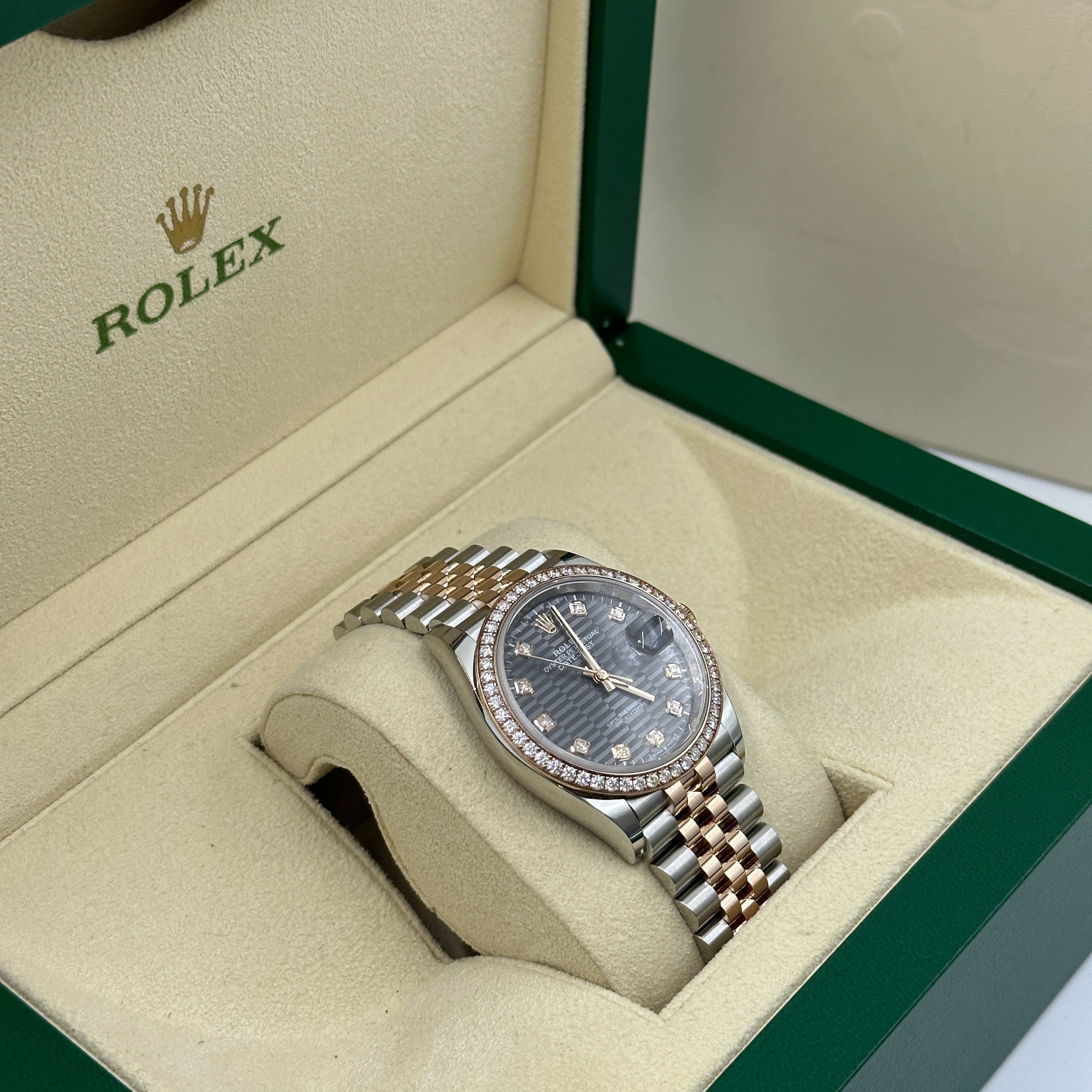 Rolex Datejust 36 126281RBR G Grey Fluted Jubilee 2024