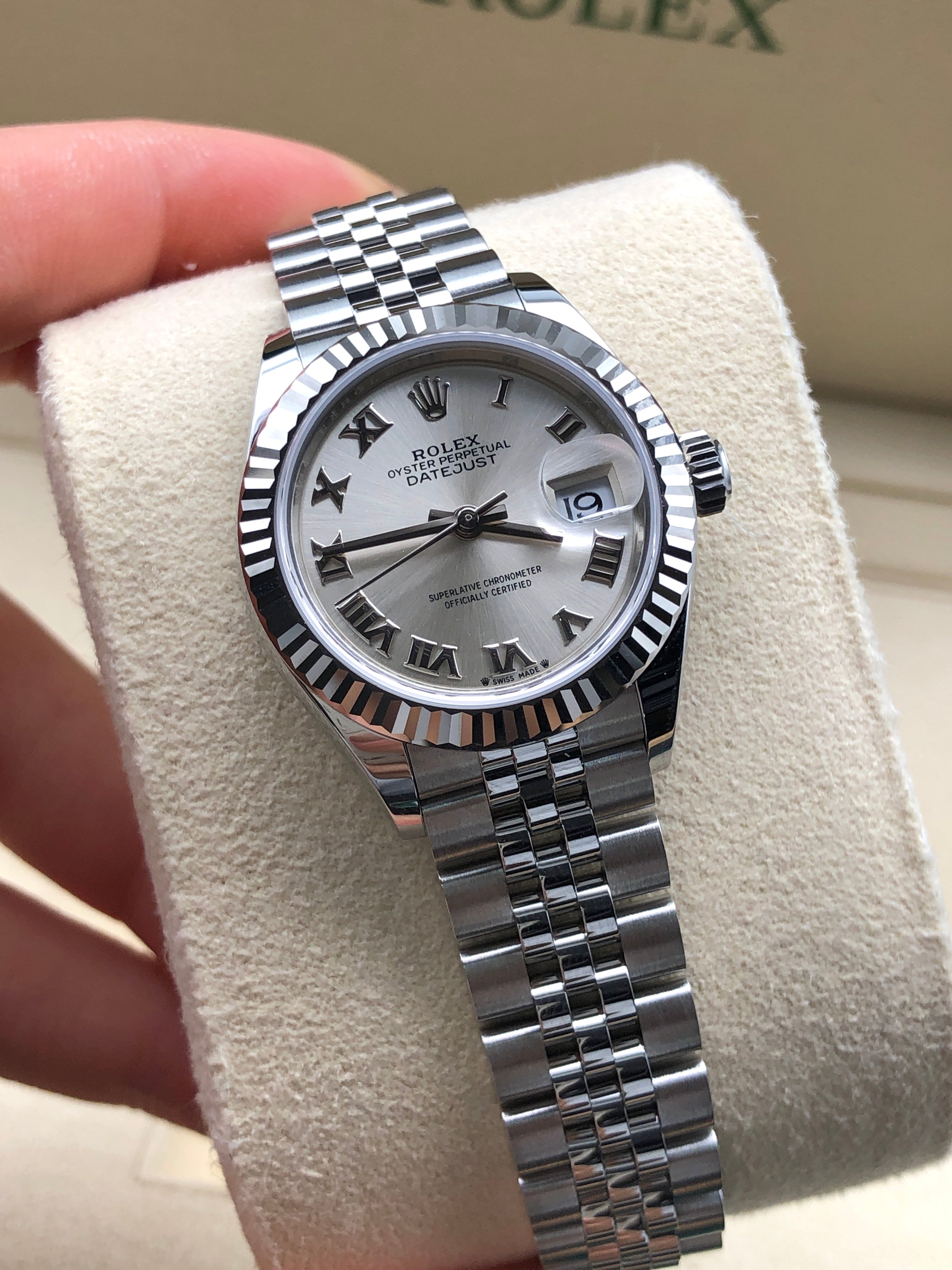 Rolex Lady-Datejust 279174 Silver Roman Jubilee 2025