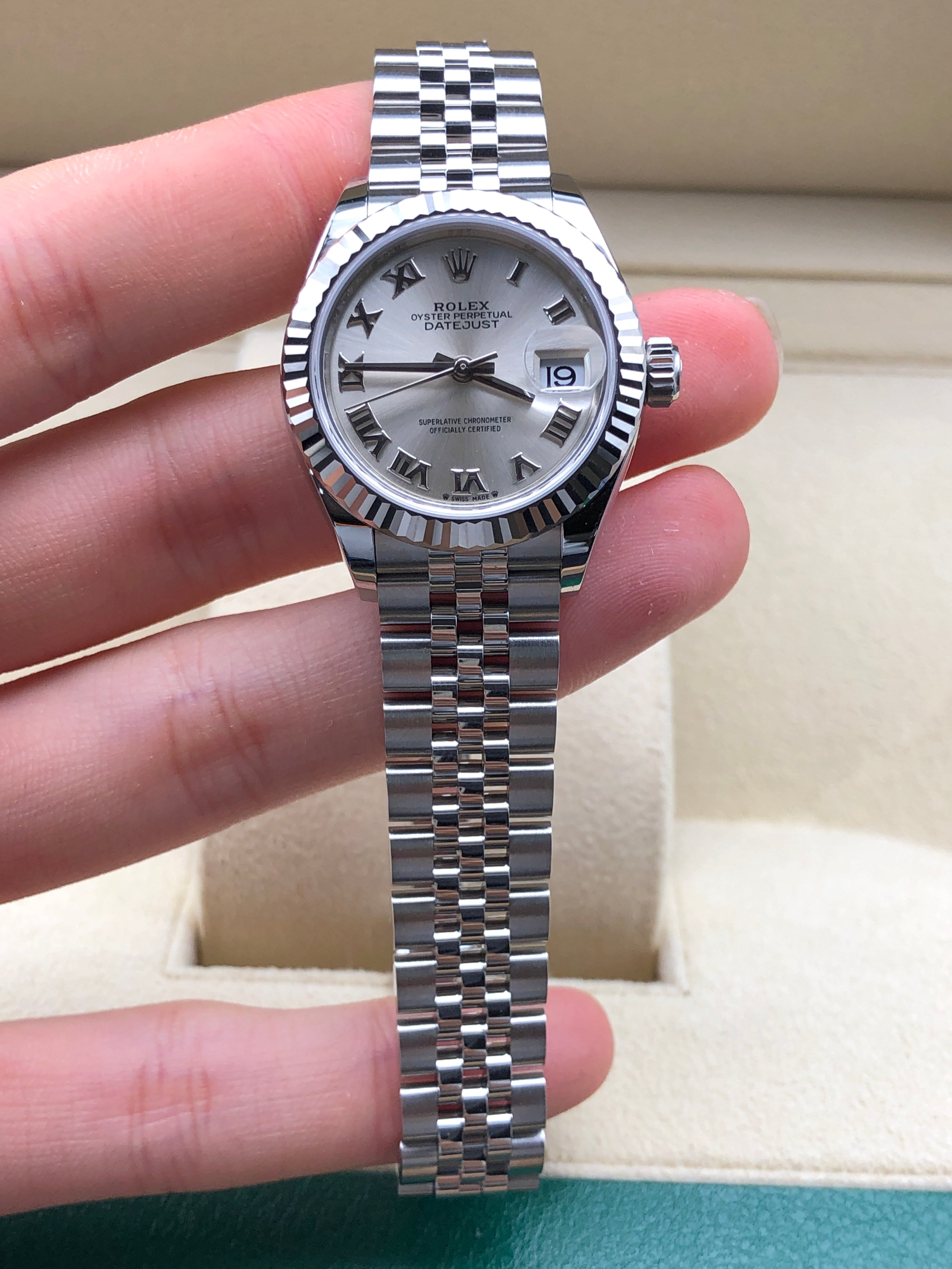 Rolex Lady-Datejust 279174 Silver Roman Jubilee 2025