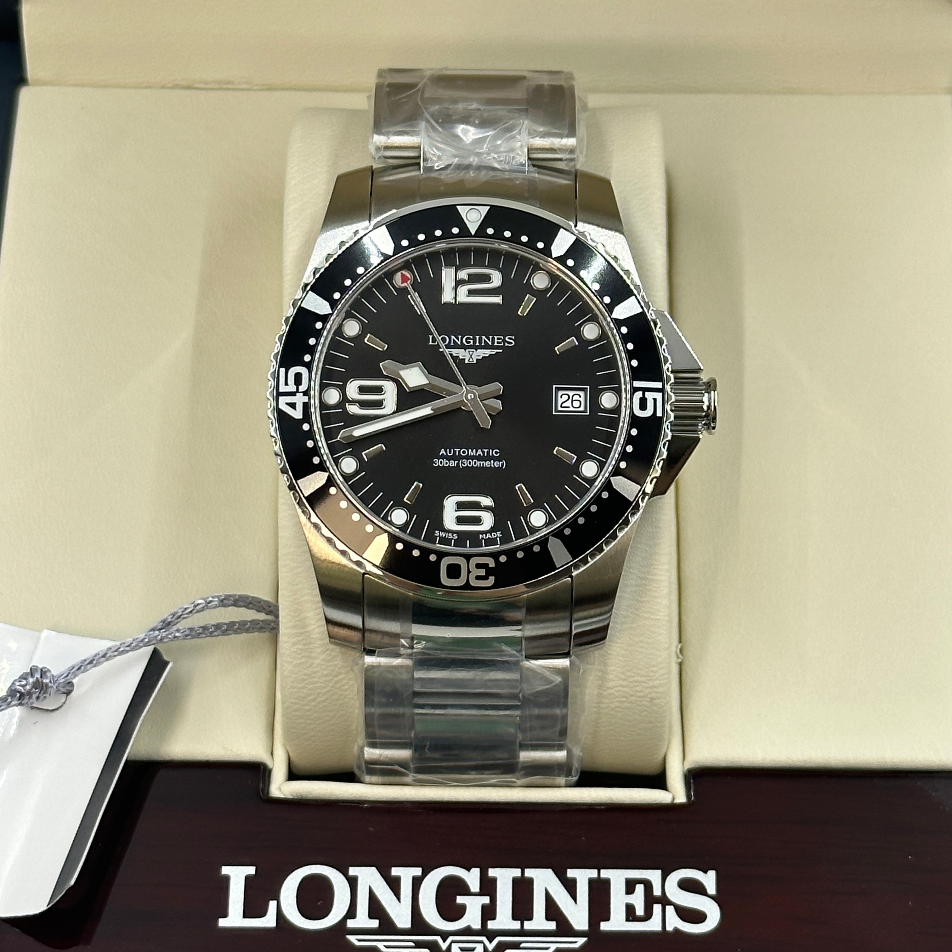 coolhighlowリンク Longines Hydroconquest Quartz 32mm Watch - L3.370.4.87.6
