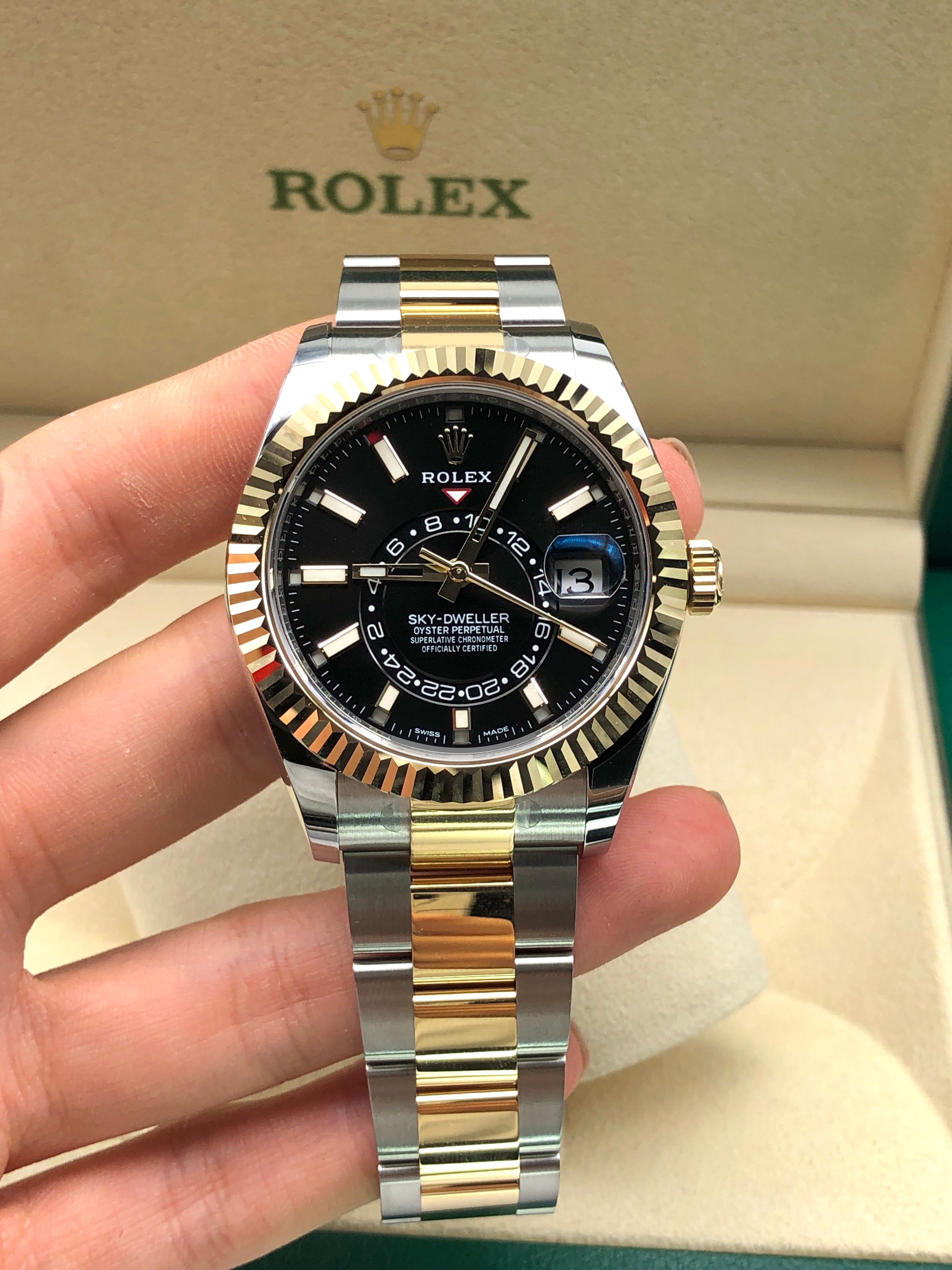 Rolex Sky-Dweller 42mm 326933 Black Oyster 2021