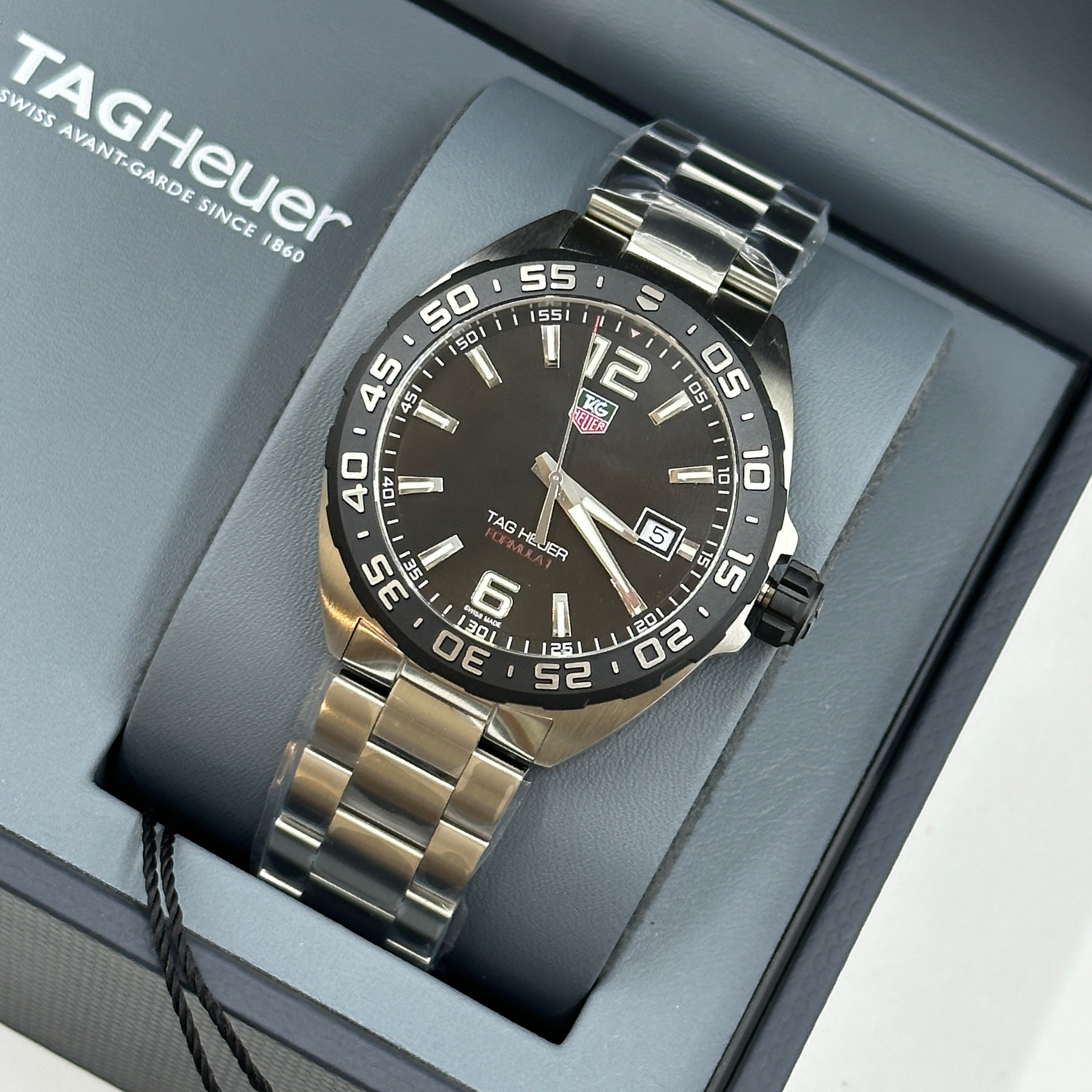 Tag Heuer Formula 1 Date 41mm WAZ1110.BA0875 – EW Watches