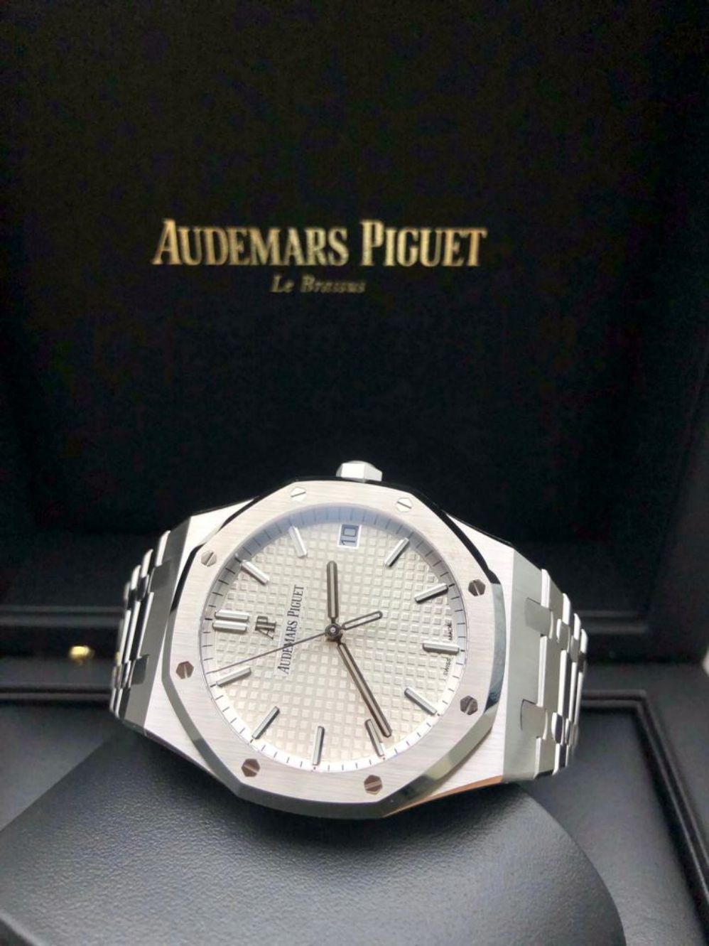 Audemars Piguet Royal Oak 41mm 15500St White 2021