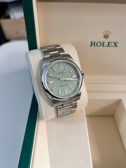 ROLEX Oyster Perpetual 134300 PISTACHIO