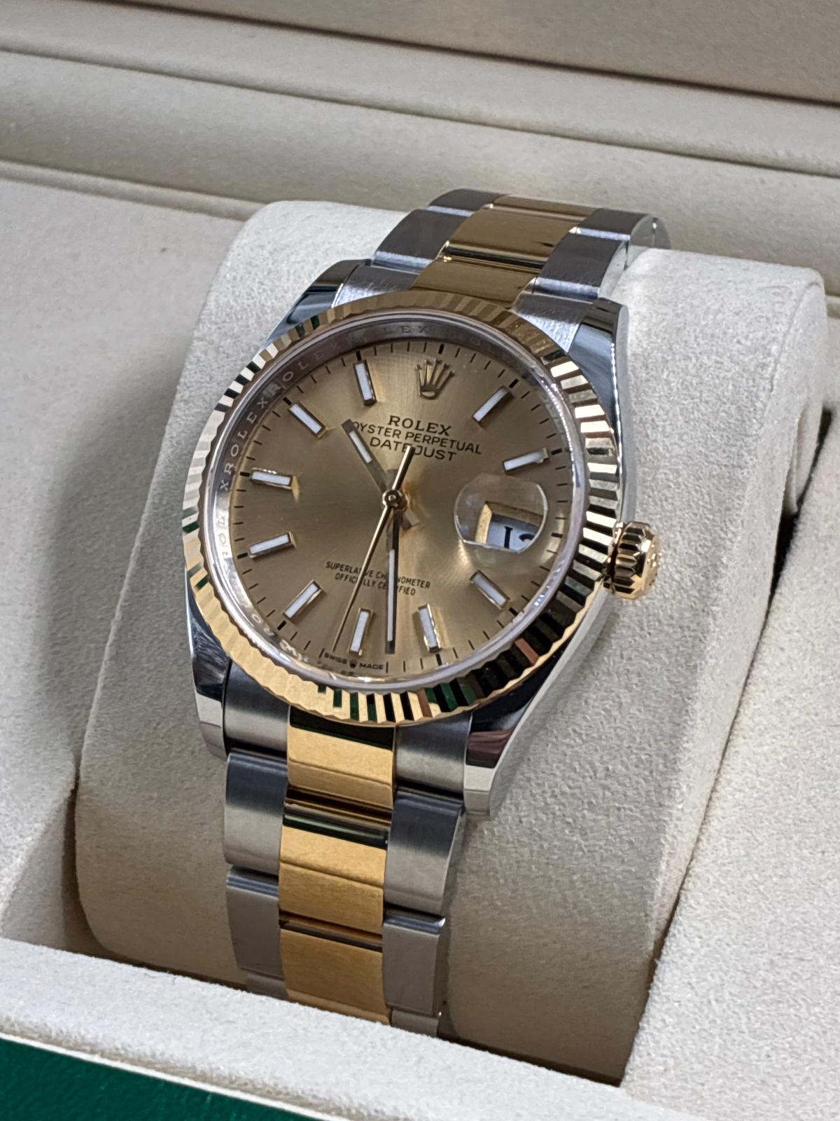 Rolex Datejust 36 126233 Champagne Index Dial Oyster 2025