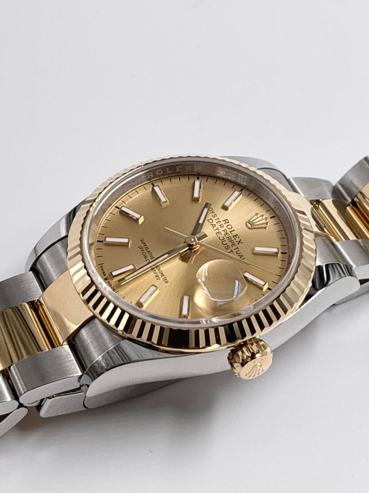 Rolex Datejust 36 126233 Champagne Index Dial Oyster 2026