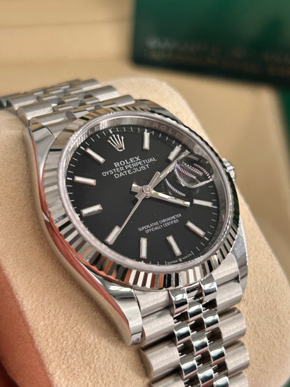 Rolex Datejust 36 126234 Black Index Jubilee