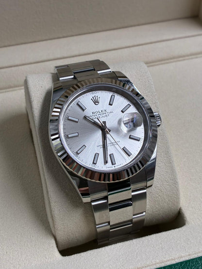 Rolex Datejust 41 126334 Silver Index Oyster 2026
