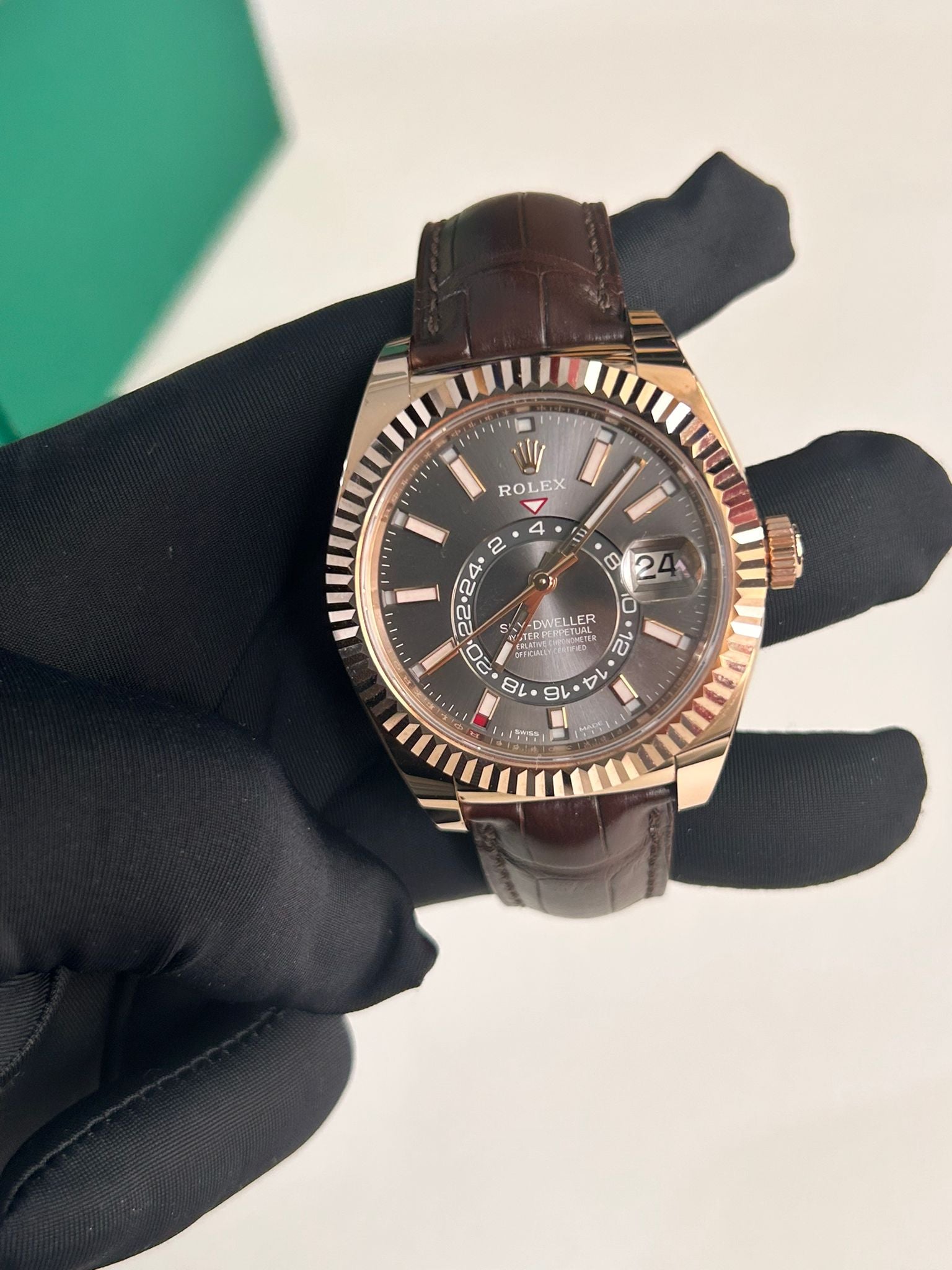 Rolex Sky-Dweller 326135 grey