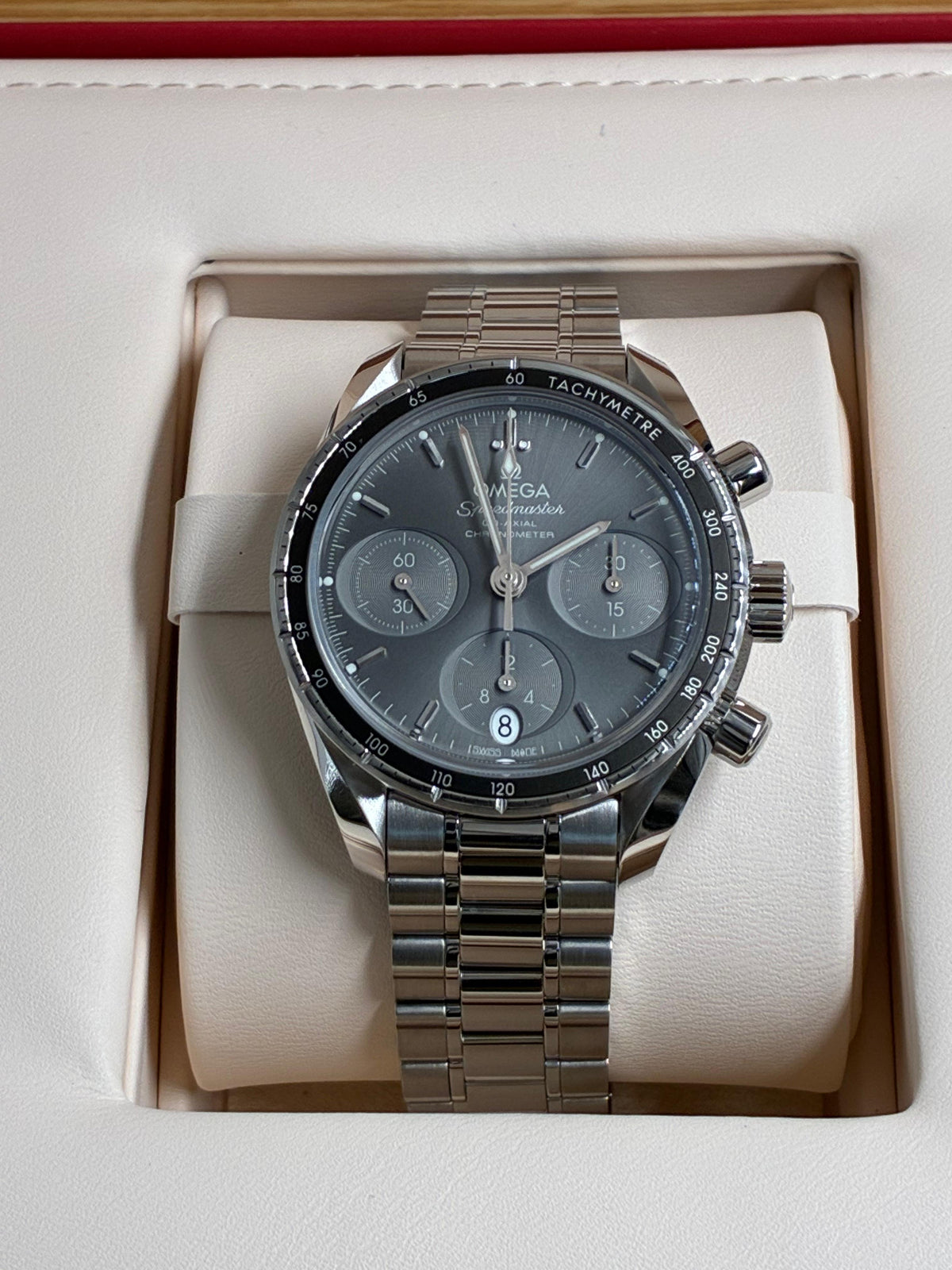 Omega Speedmaster Co-axial Chronograph 38  324.30.38.50.06.001 2026