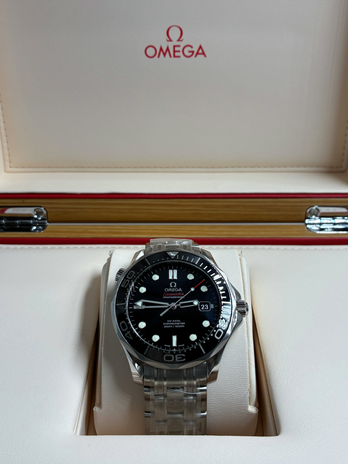 Omega Seamaster Diver 300 M 212.30.41.20.01.003