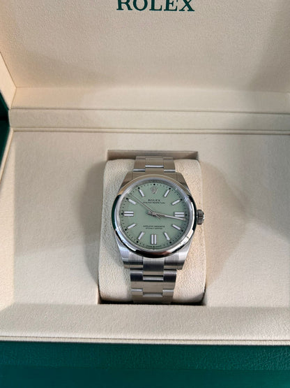 ROLEX Oyster Perpetual 134300 PISTACHIO