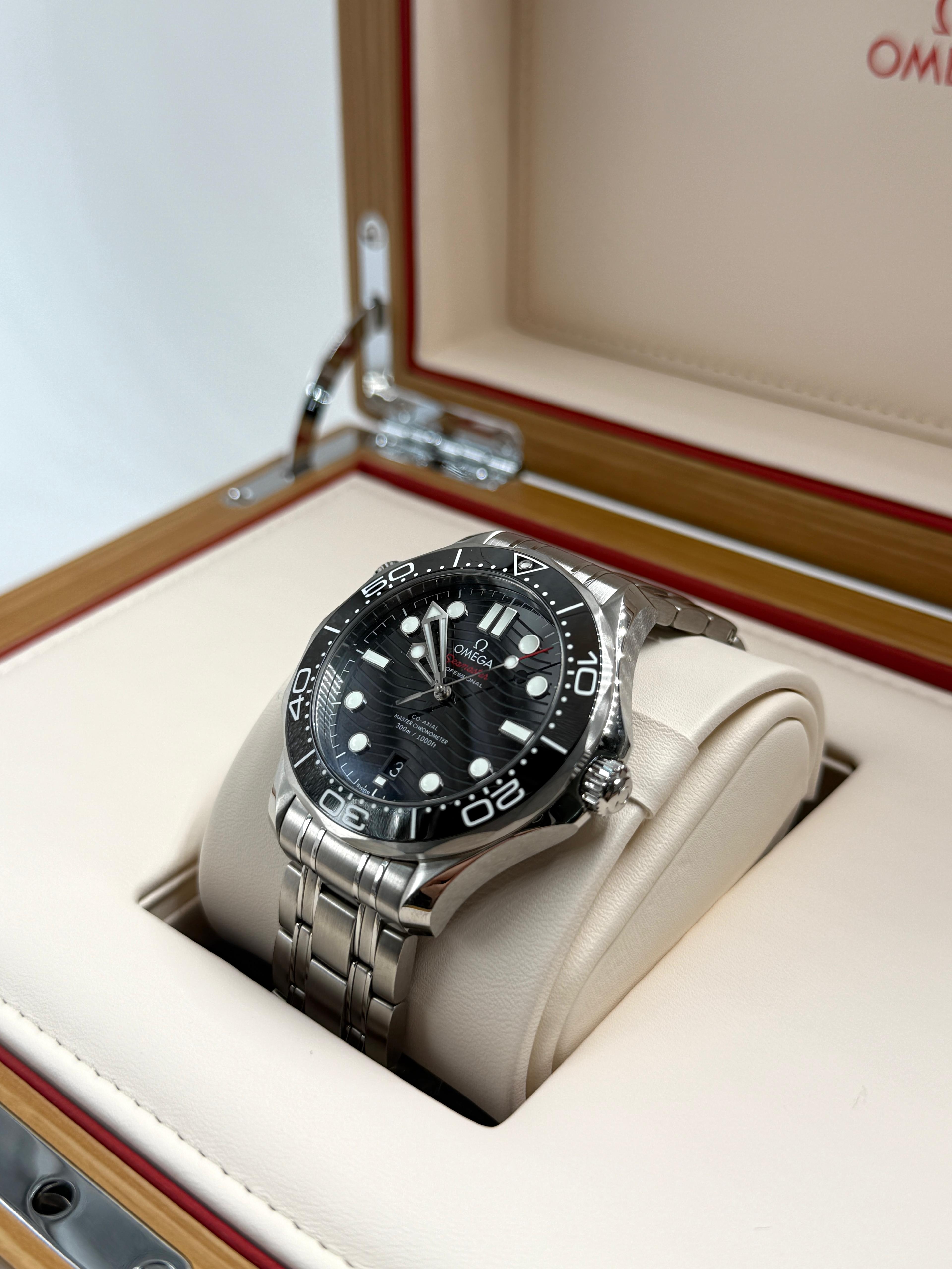 Omega Seamaster Diver 300M 42 MM 210.30.42.20.01.001