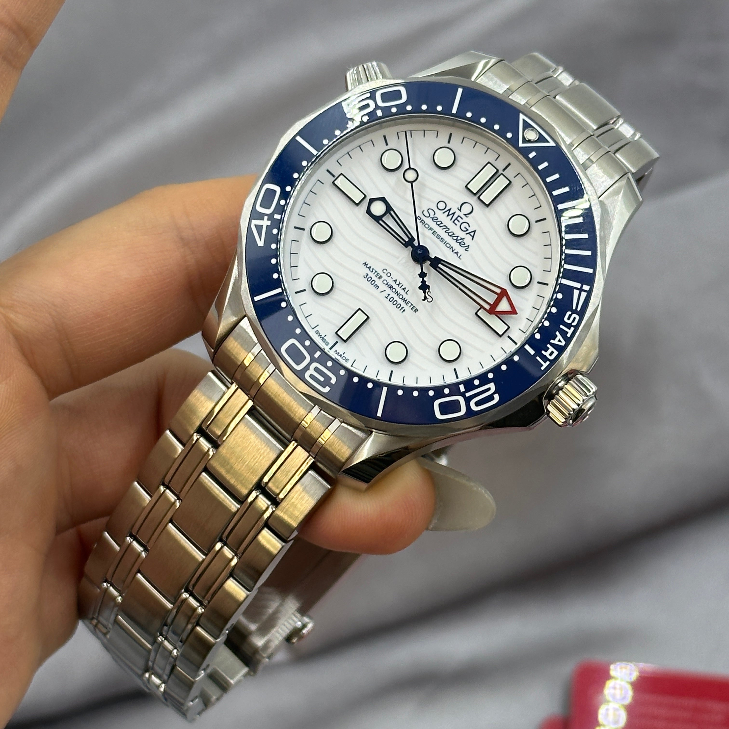 Omega Seamaster Diver 300M 42MM 210.30.42.20.04.002 2024 Iol