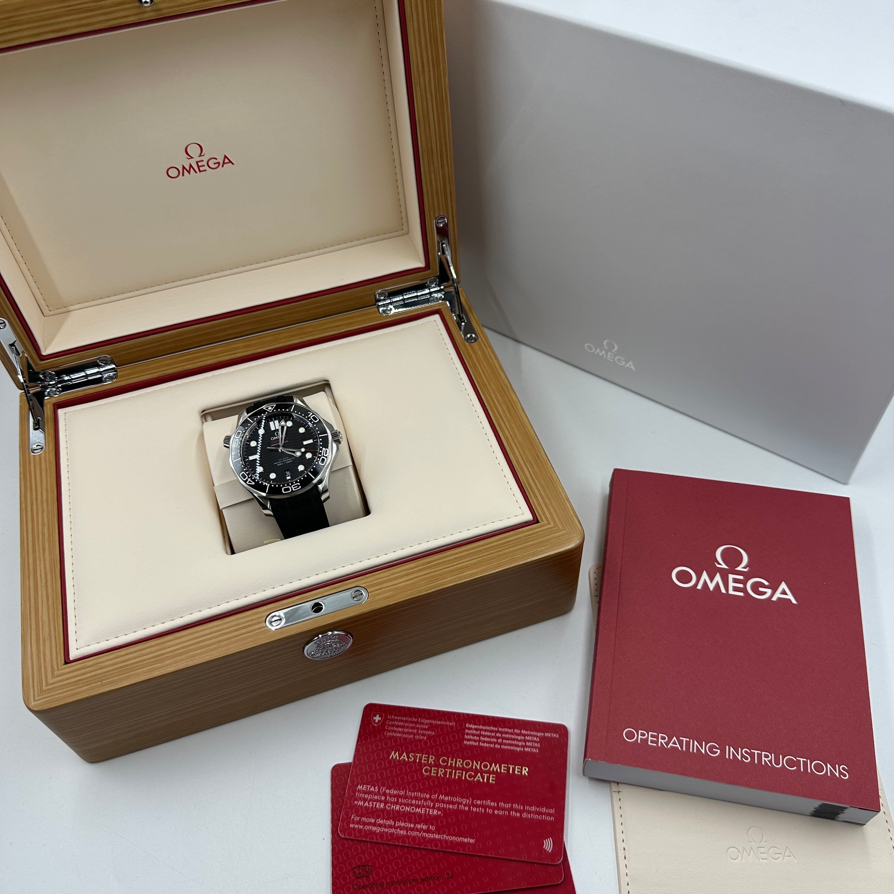 Omega Seamaster Diver 300M 42mm 210.32.42.20.01.001