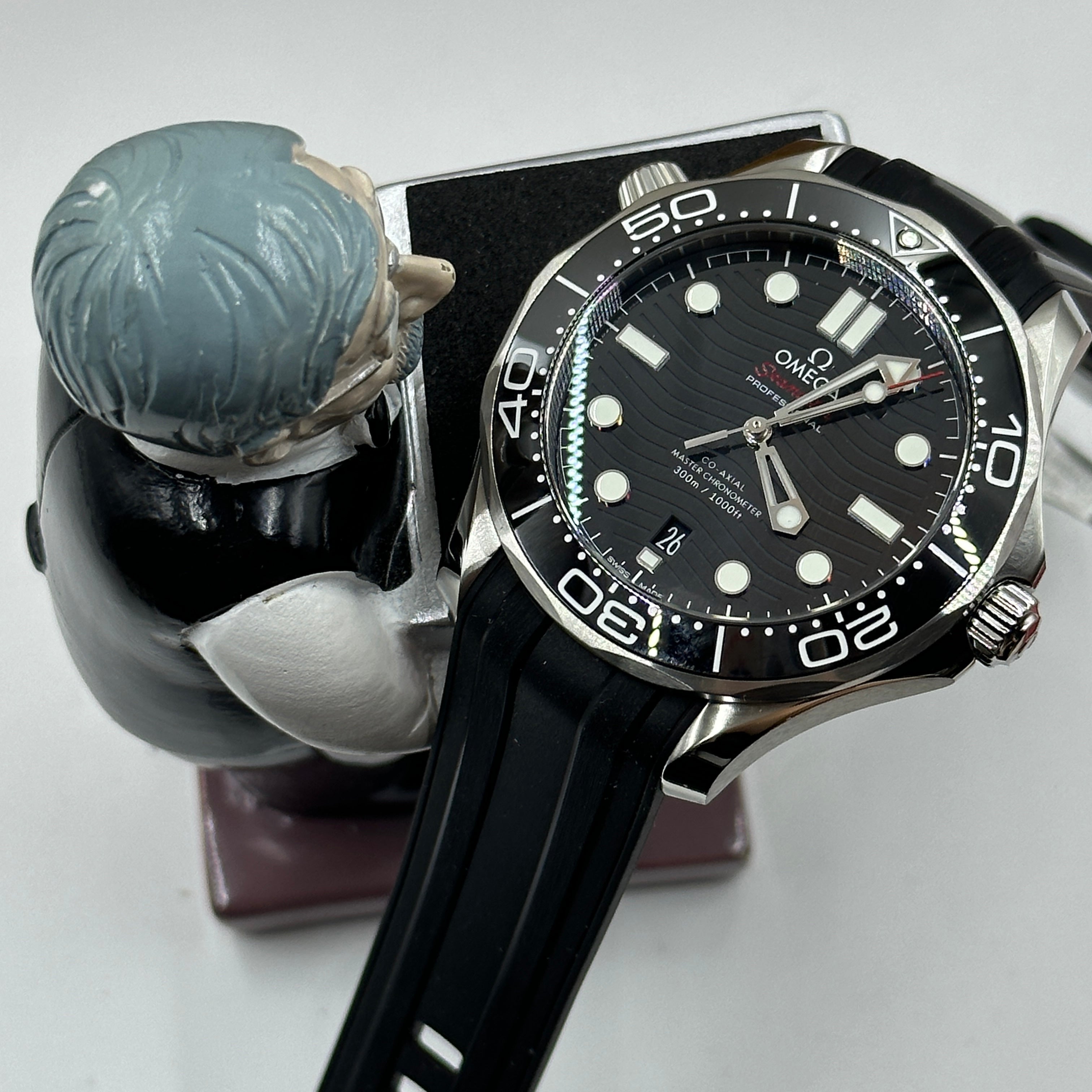 Omega Seamaster Diver 300M 42 mm  210.32.42.20.01.001