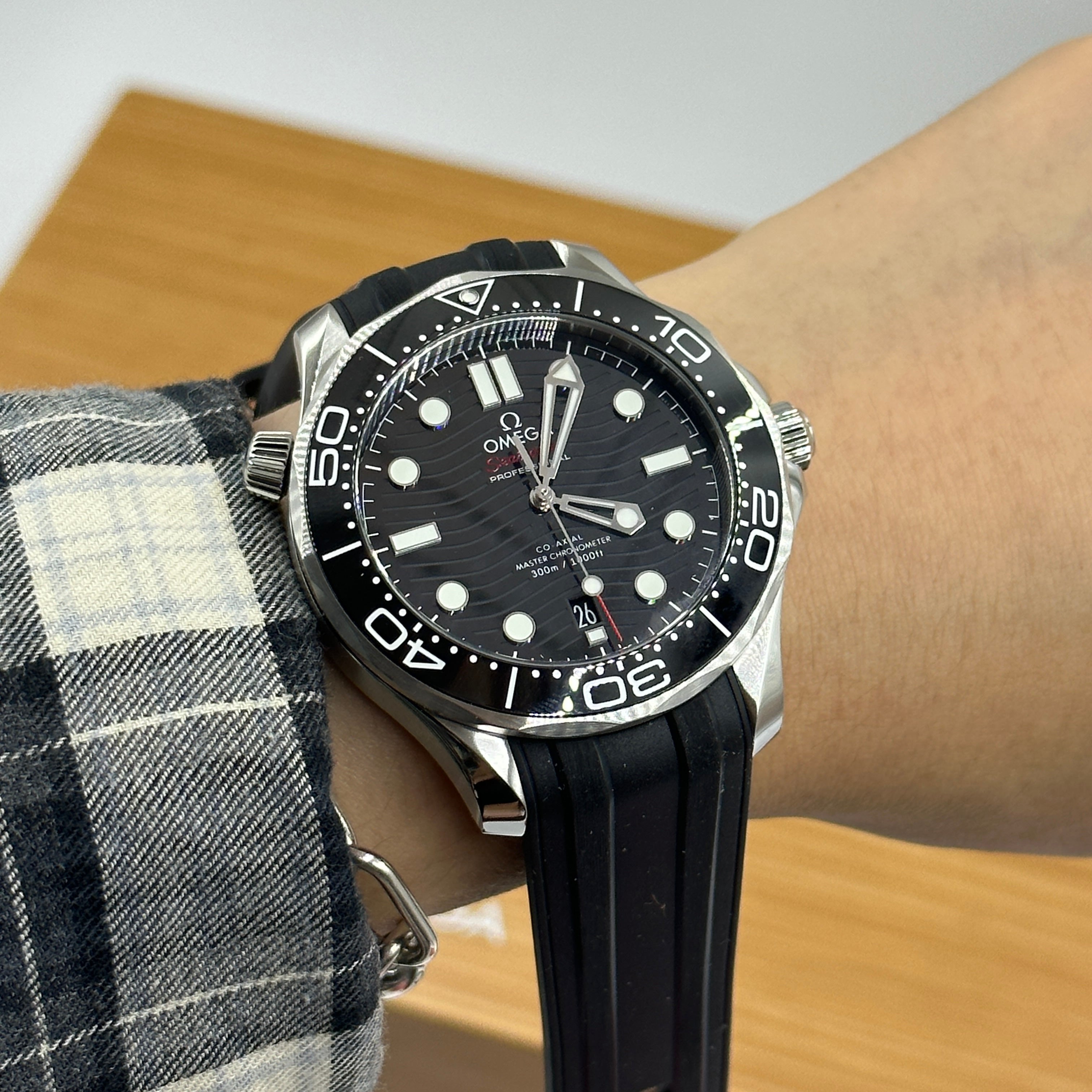 Omega Seamaster Diver 300M 42mm 210.32.42.20.01.001