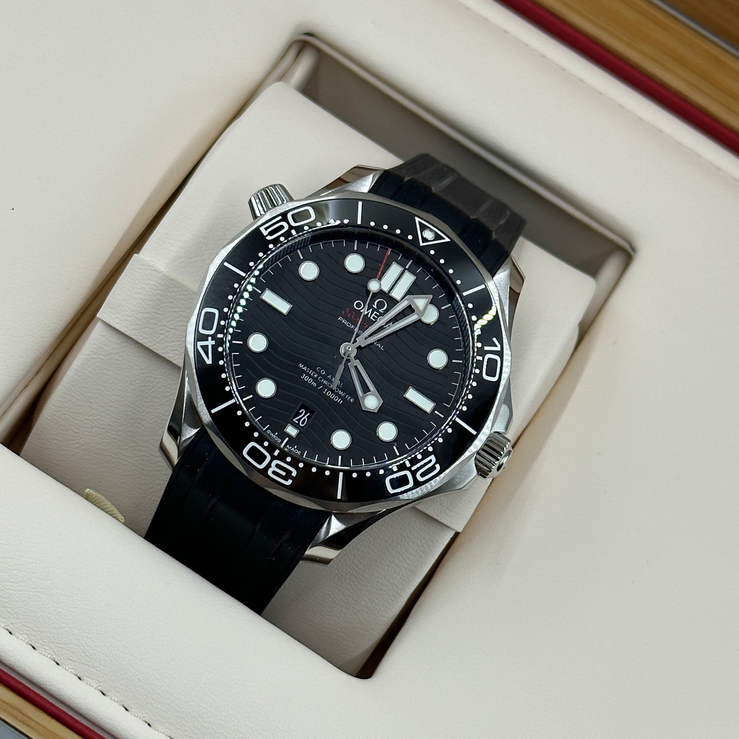 Omega Seamaster Diver 300M 42 mm  210.32.42.20.01.001