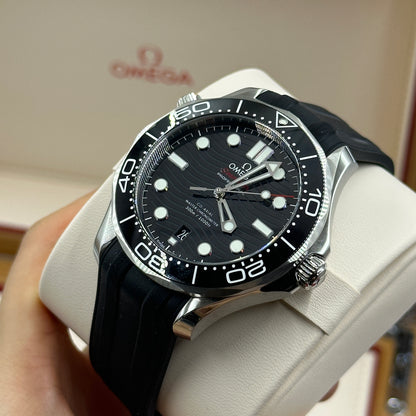 Omega Seamaster Diver 300M 42 mm  210.32.42.20.01.001