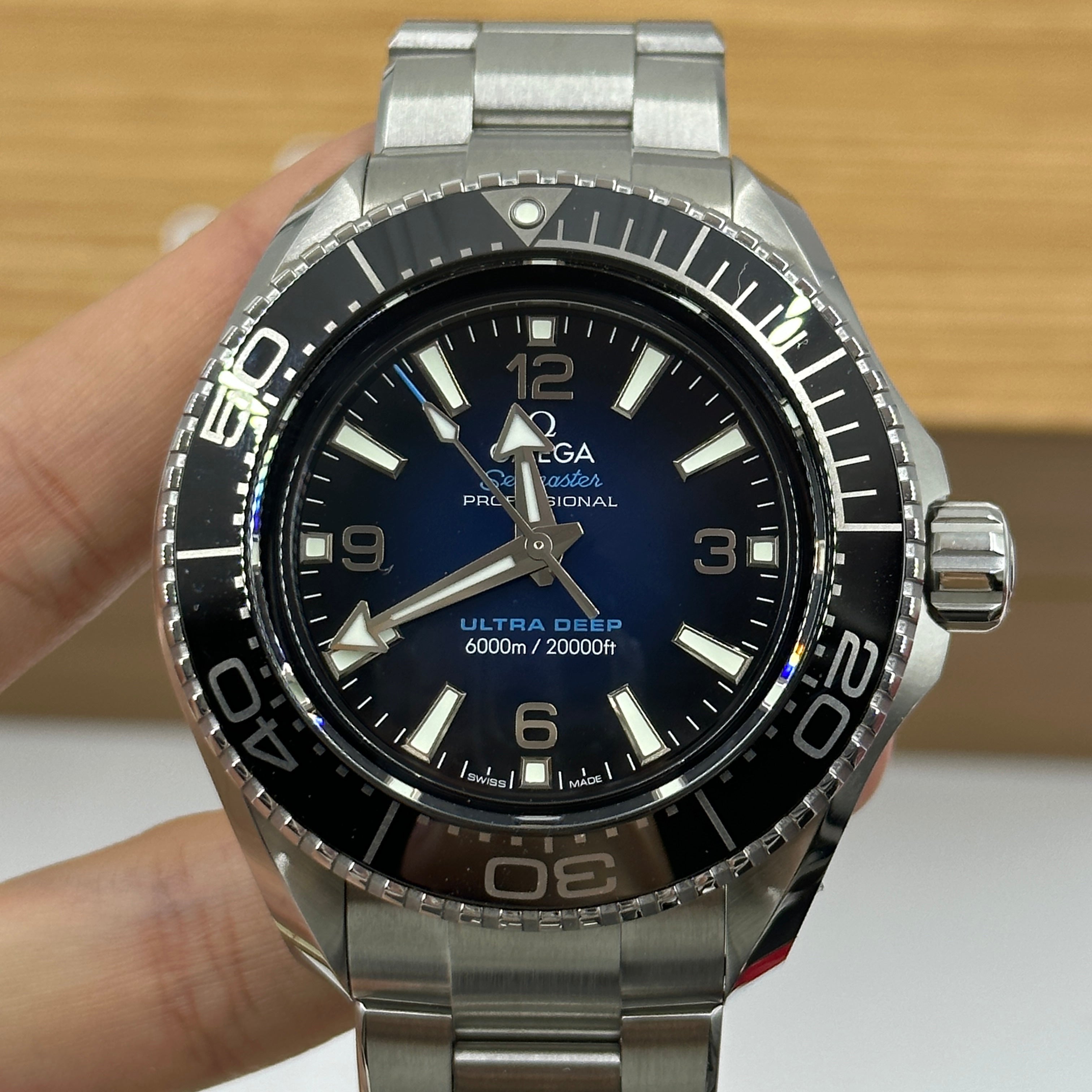 Omega Seamaster Planet Ocean 6000M 45.5 MM 215.30.46.21.03.001 2023