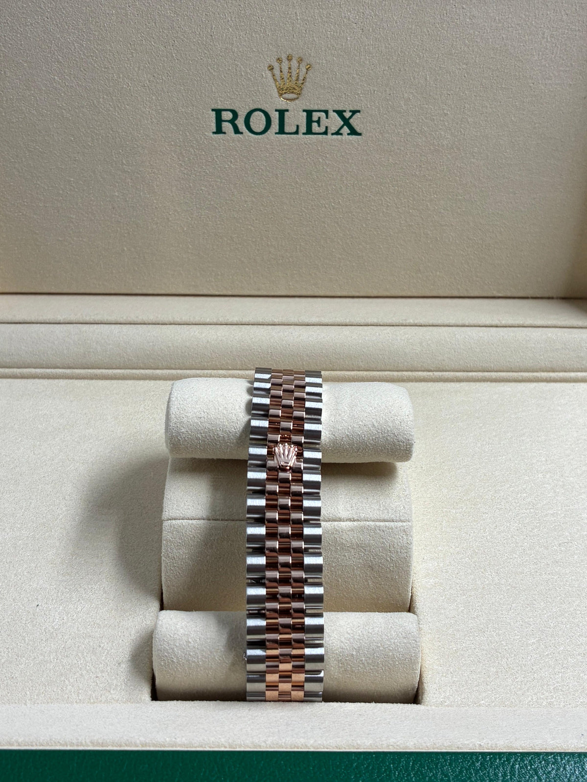 Rolex Datejust 31 278241G Silver Jubilee 2026