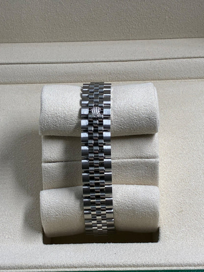 Rolex Lady-Datejust 279160 Pink Index Jubilee 2025