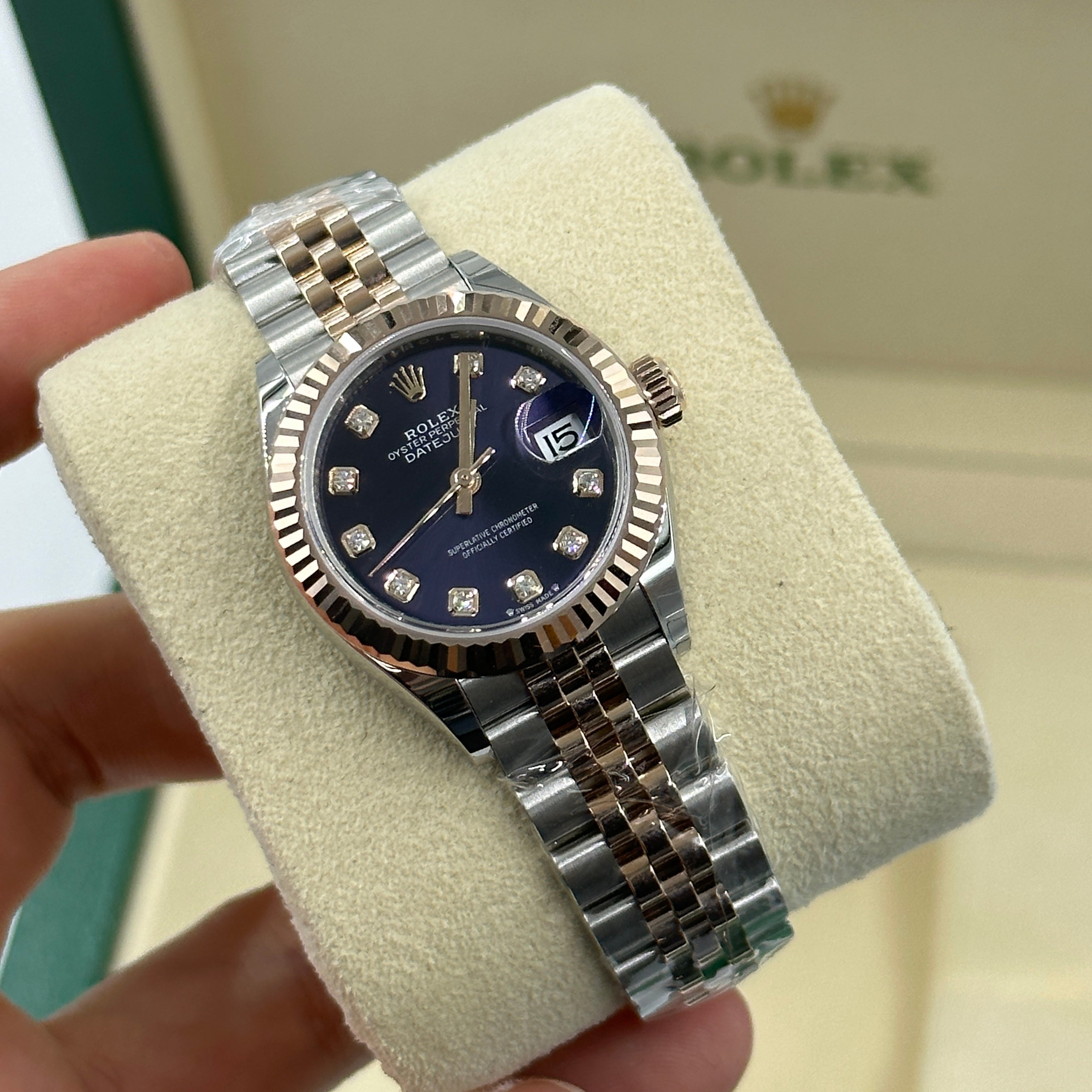 Rolex Lady-Datejust 28 279171G Purple Jubilee 2025