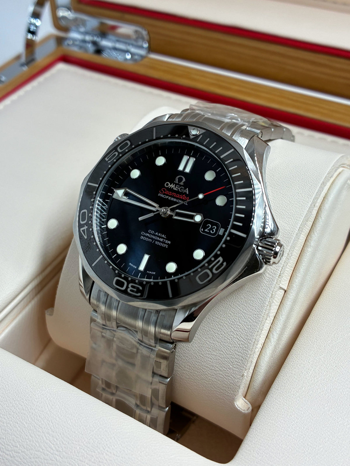 Omega Seamaster Diver 300 M 212.30.41.20.01.003