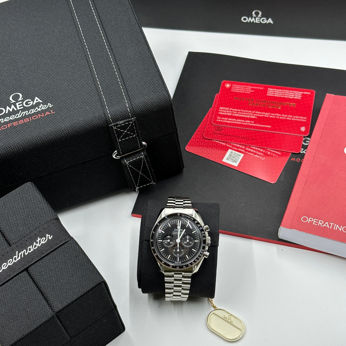 Omega Speedmaster Moonwatch 310.30.42.50.01.001 Black 2026