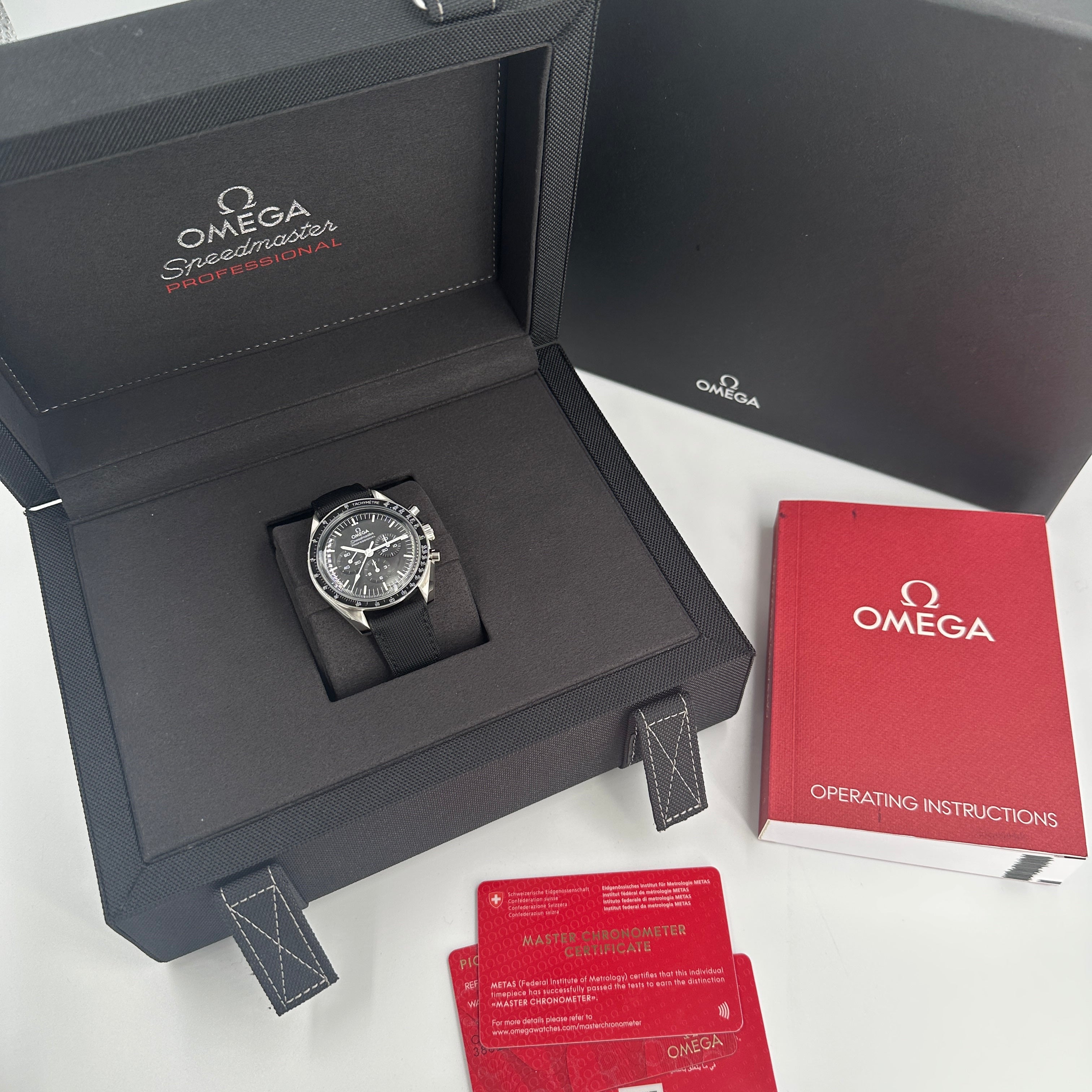 Omega Speedmaster Professional Moonwatch 310.32.42.50.01.001