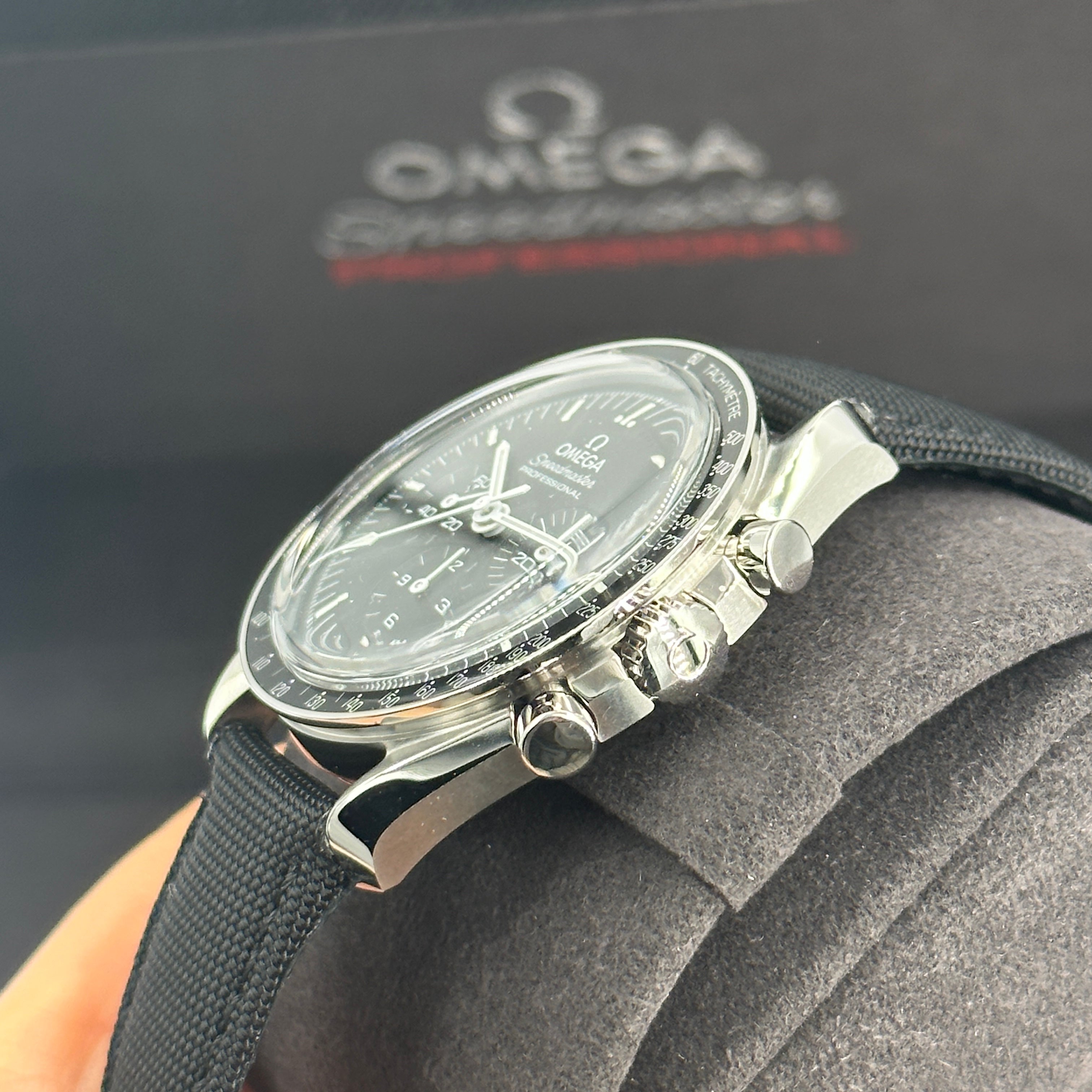 Omega Speedmaster Professional Moonwatch 310.32.42.50.01.001