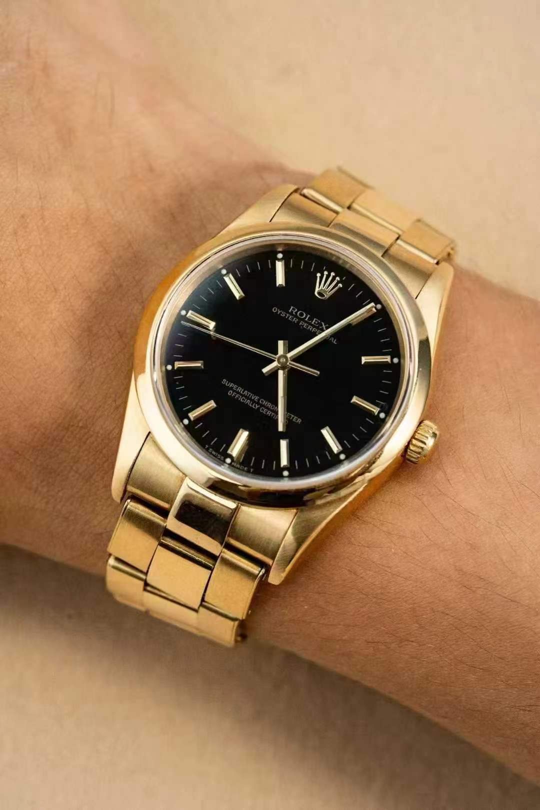 Rolex Oyster Perpetual 34 14208 Black Naked