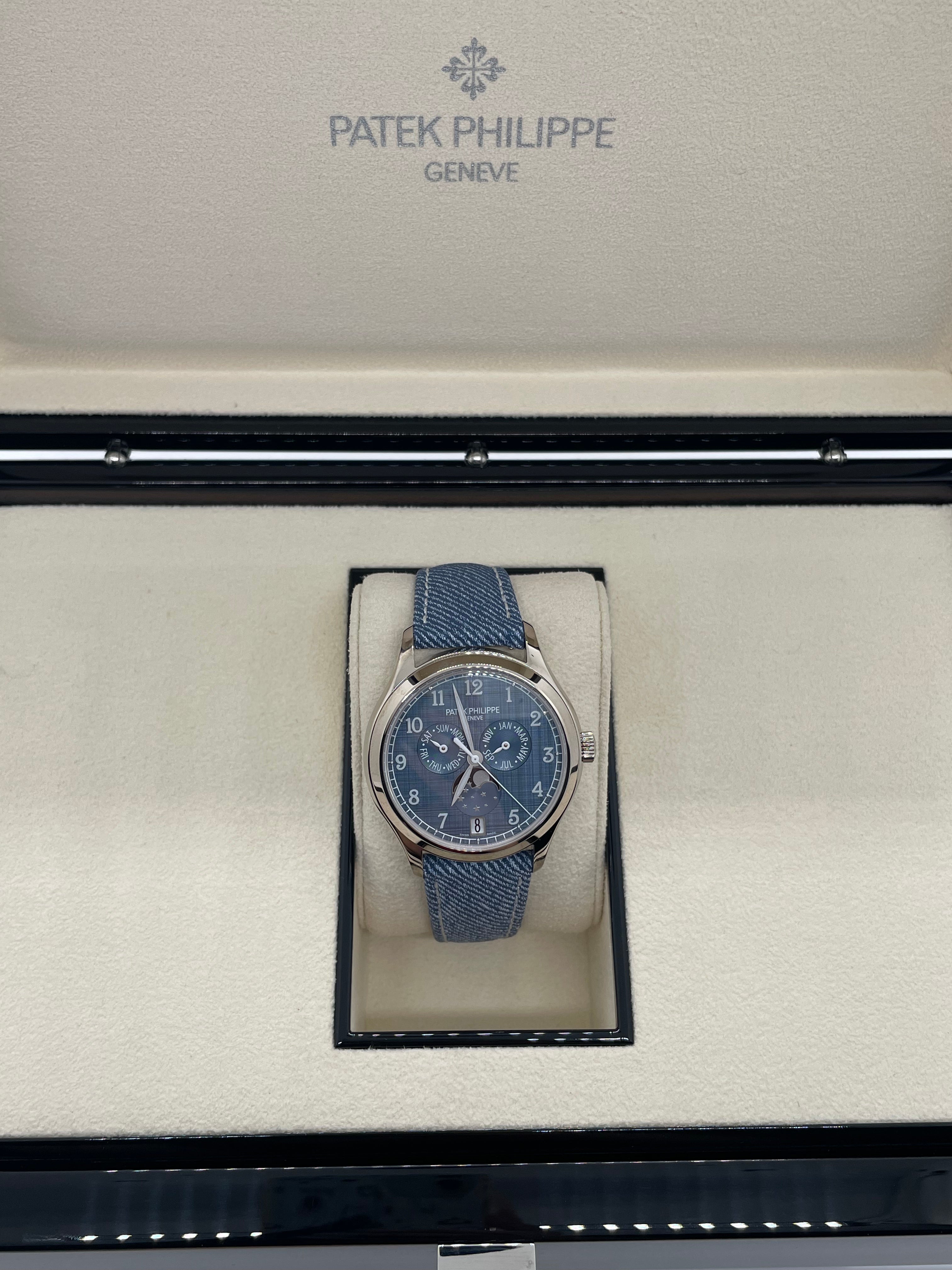 Patek Philippe Annual Calendar 4946G-001 2026