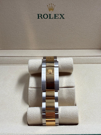 Rolex Datejust 41 126303 Black Index Oyster