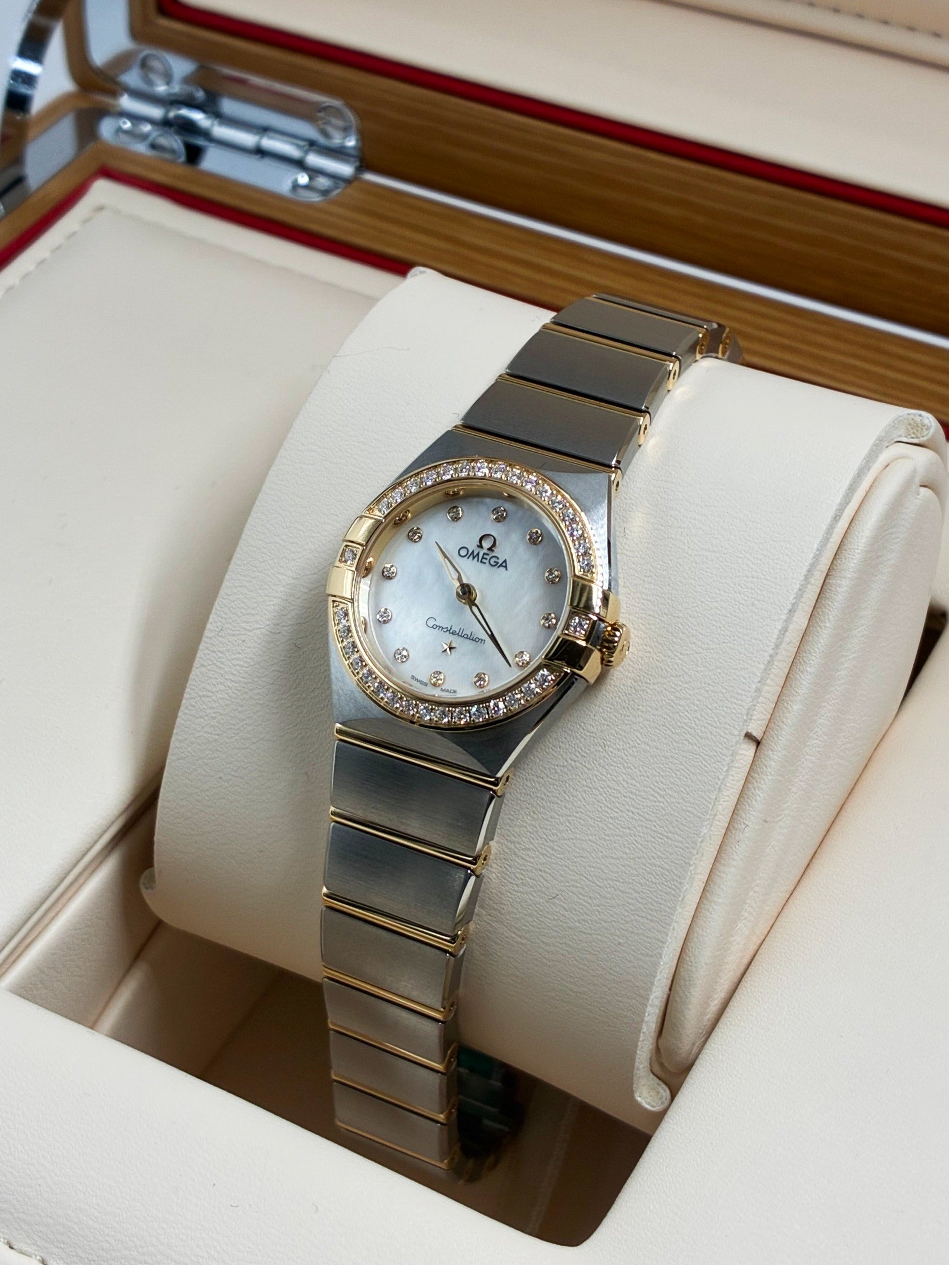 Omega 131.20.25.60.55.002 Constellation