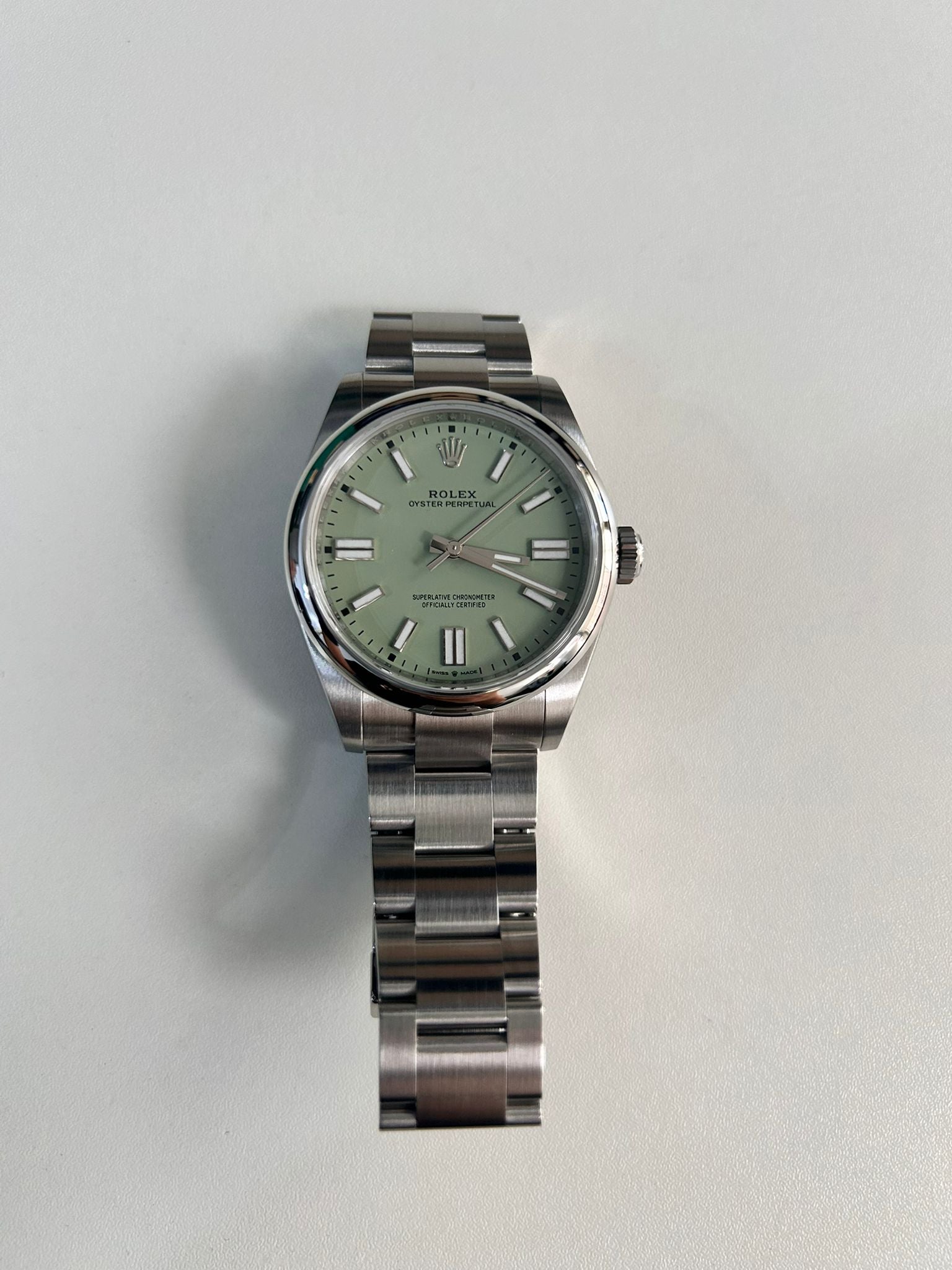 ROLEX Oyster Perpetual 134300 PISTACHIO