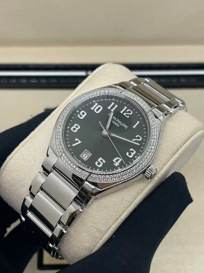 Patek Philippe 7300/1200A-011  2026