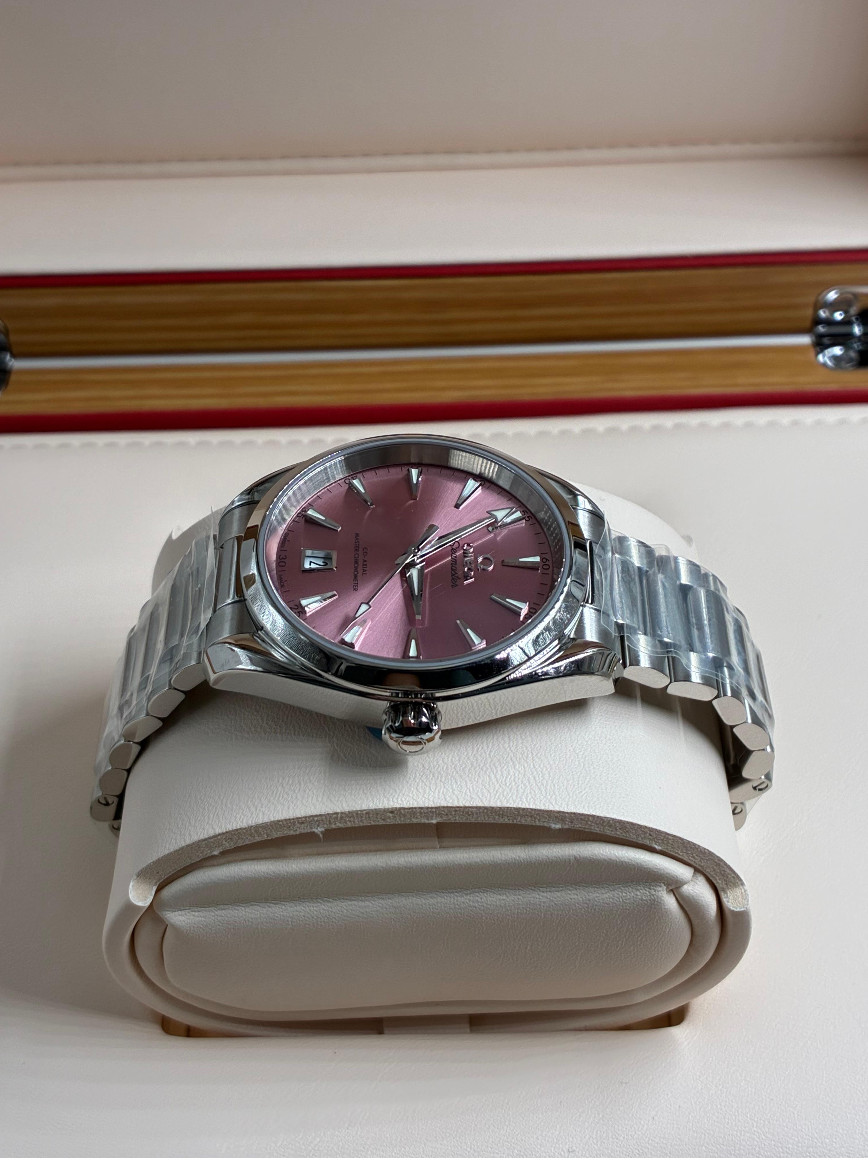 Omega Seamaster Aqua Terra Shades 220.10.38.20.10.005 2026