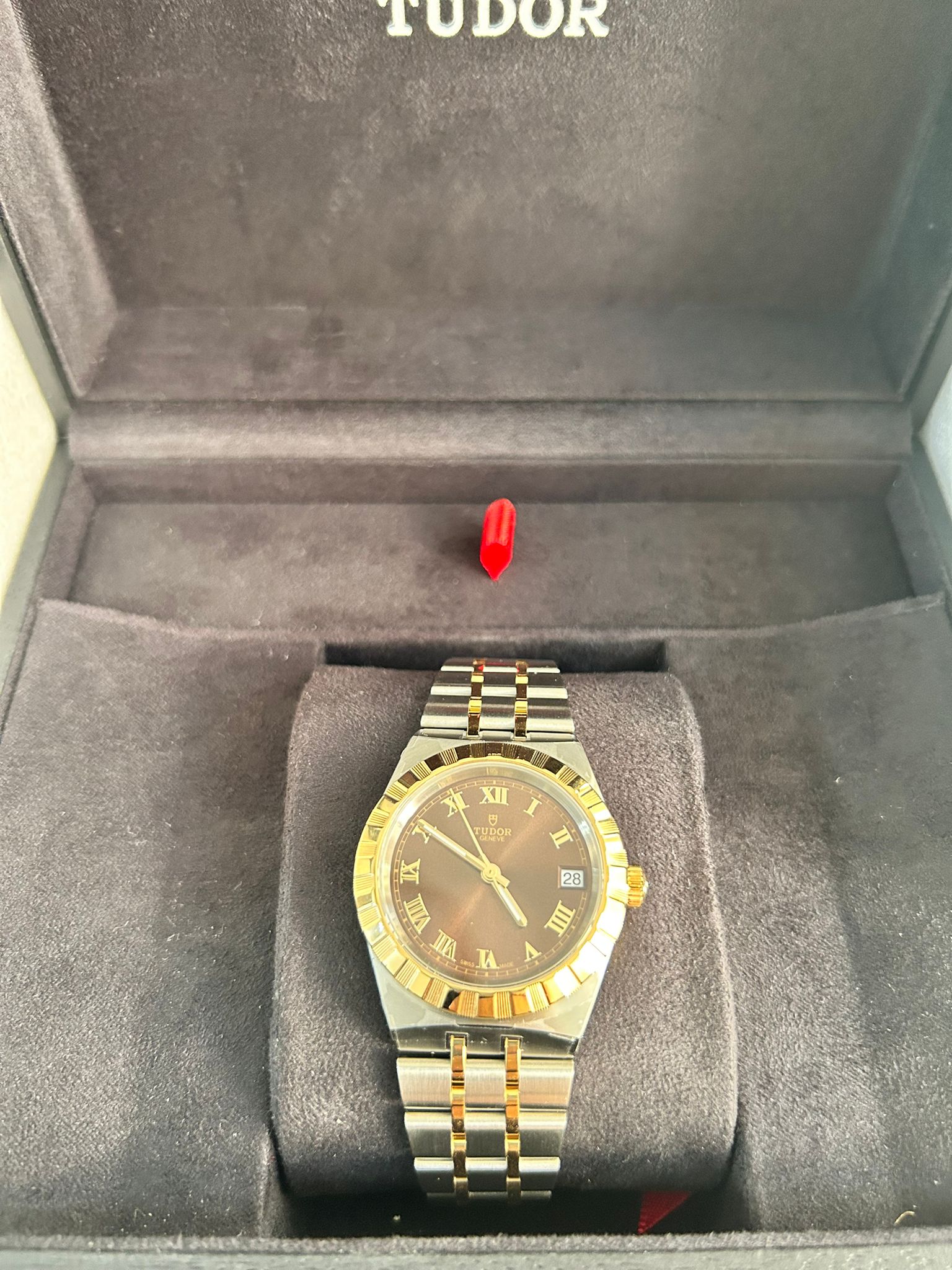 TUDOR ROYAL M28403-0008