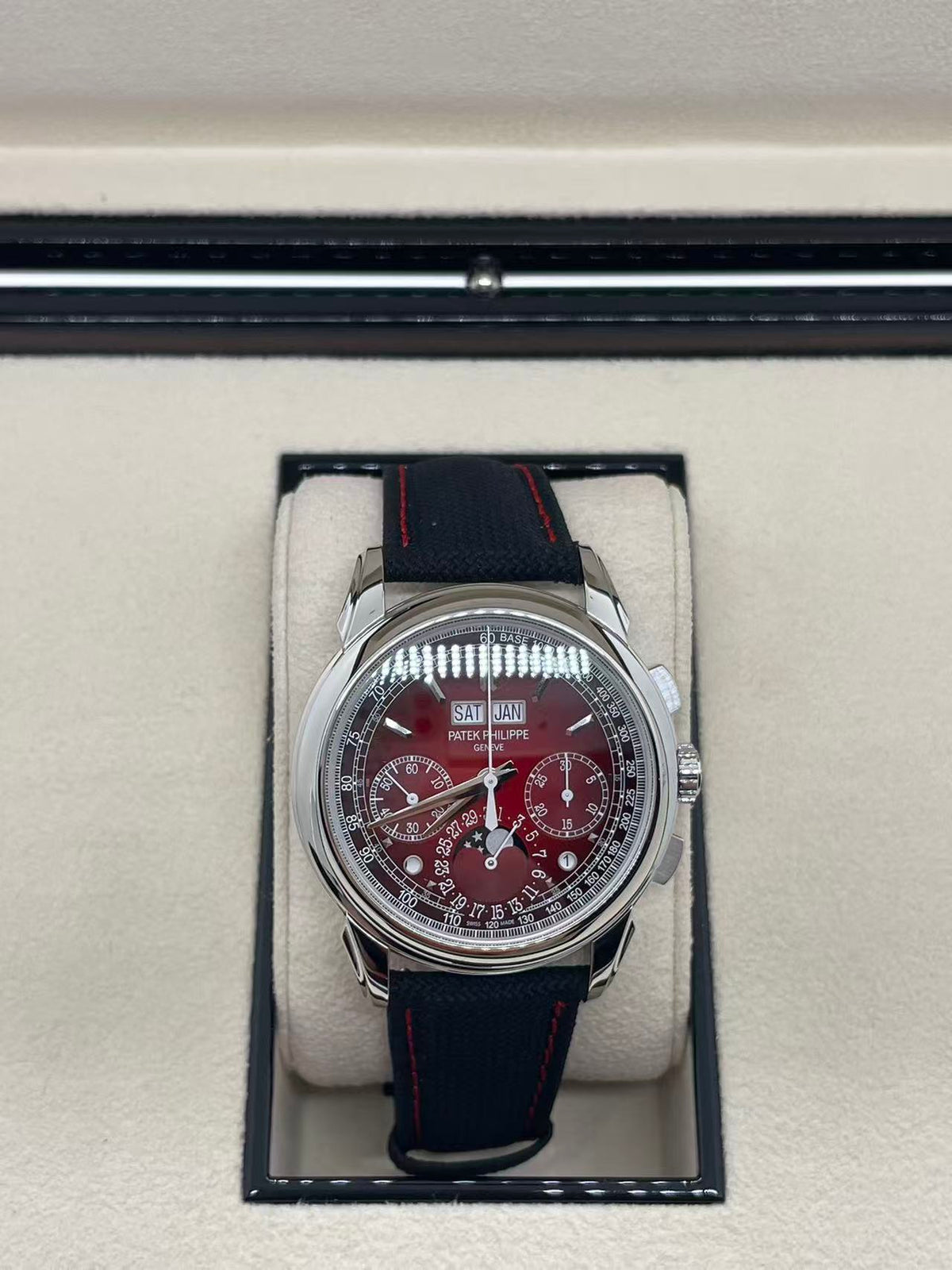 Patek Philippe Complications 5270P-017 2026